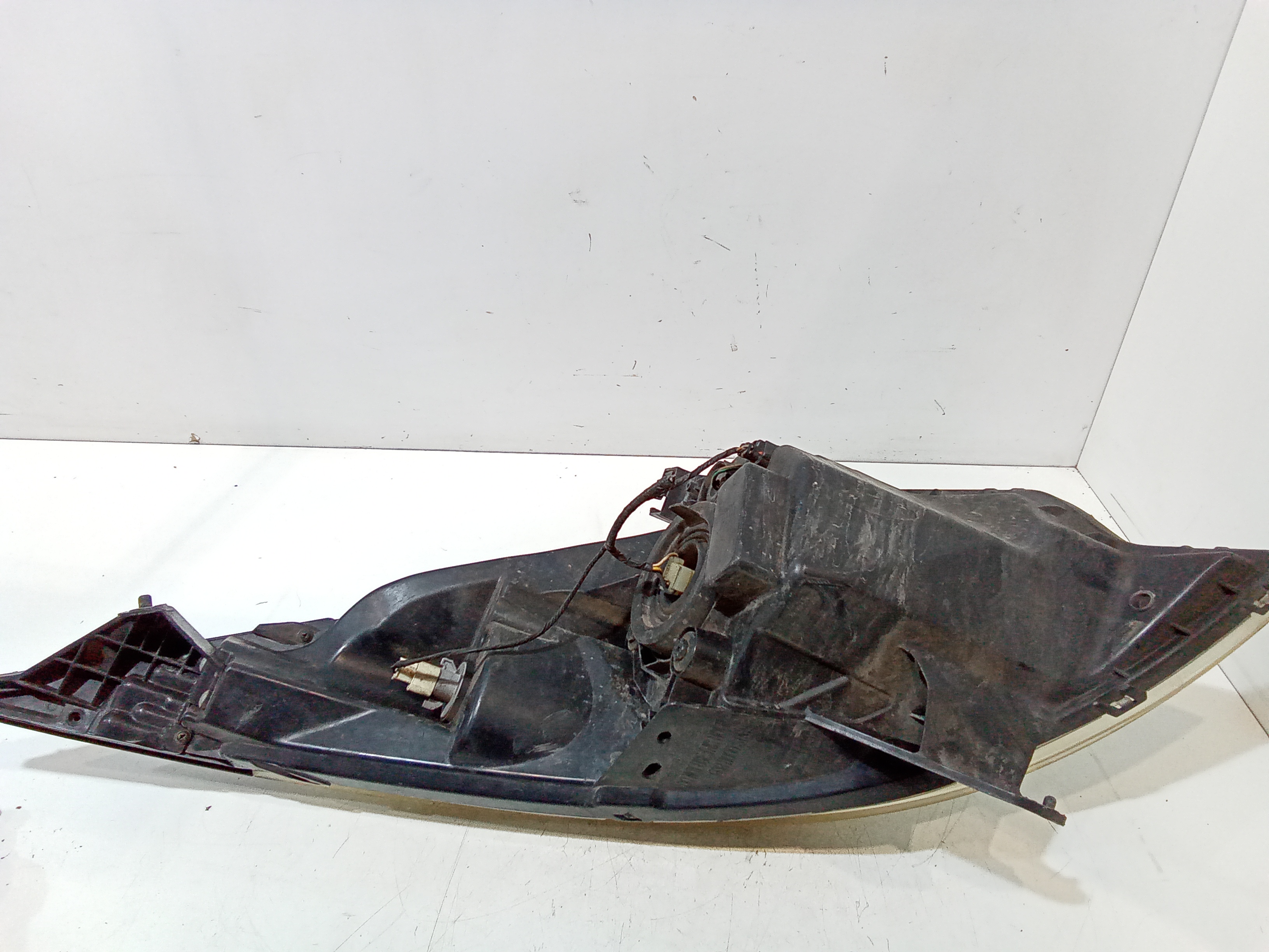 Faro anteriore Destro Passeggero per Chevrolet Spark 1 Serie (2009 - 2012)