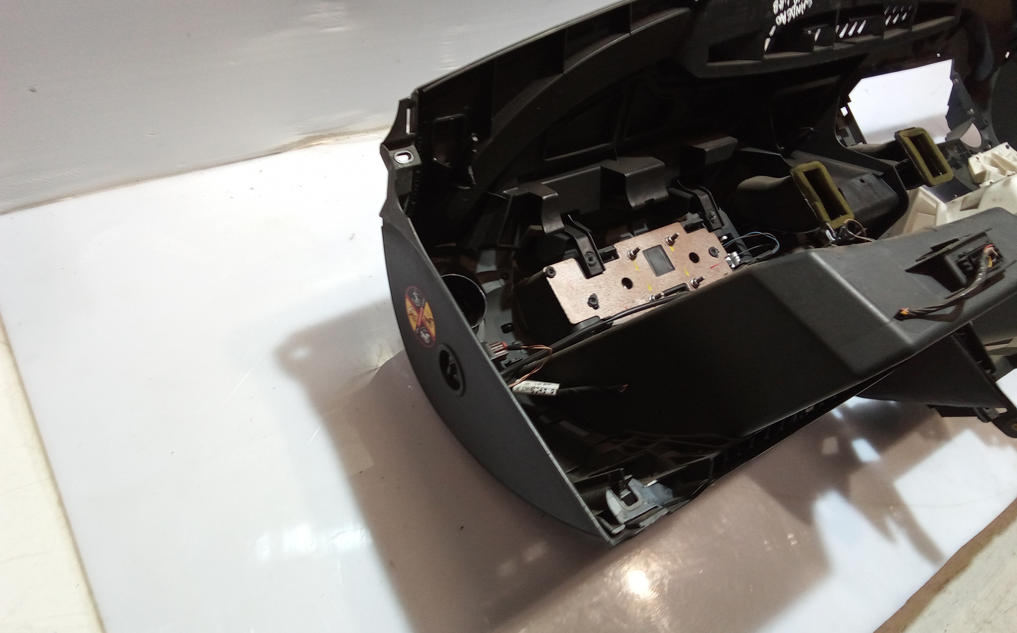 Cruscotto completo di Airbag Passeggero per Dacia Sandero 1 Serie (2008 - 2012)