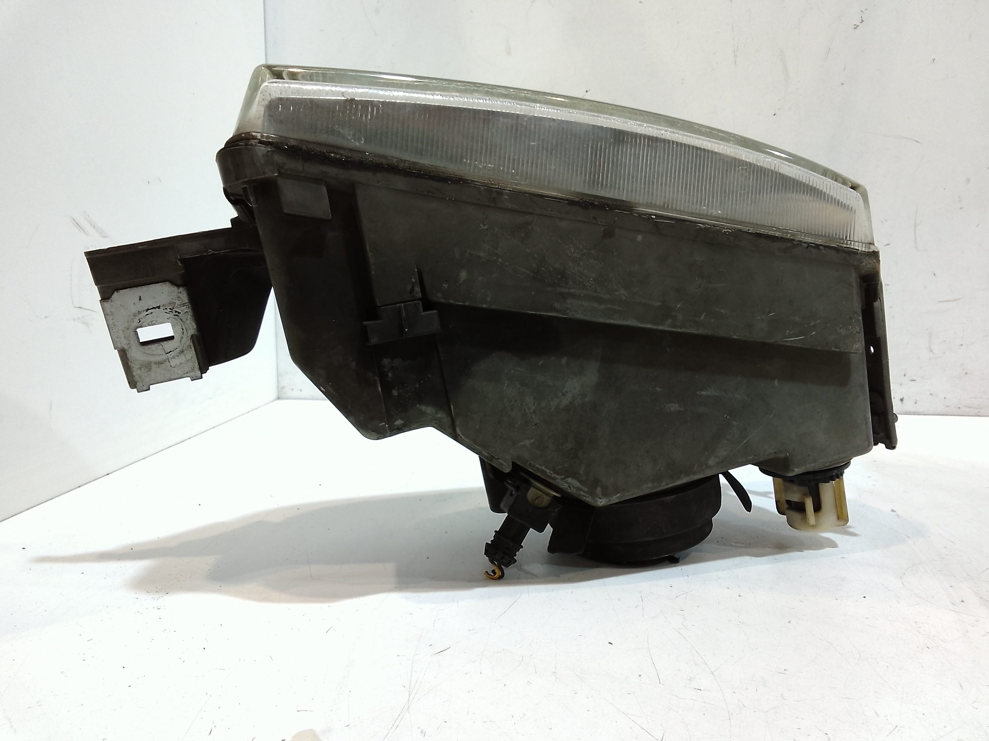 Faro anteriore Sinistro Guida per Fiat Punto Berlina 3p (1993 - 1999)