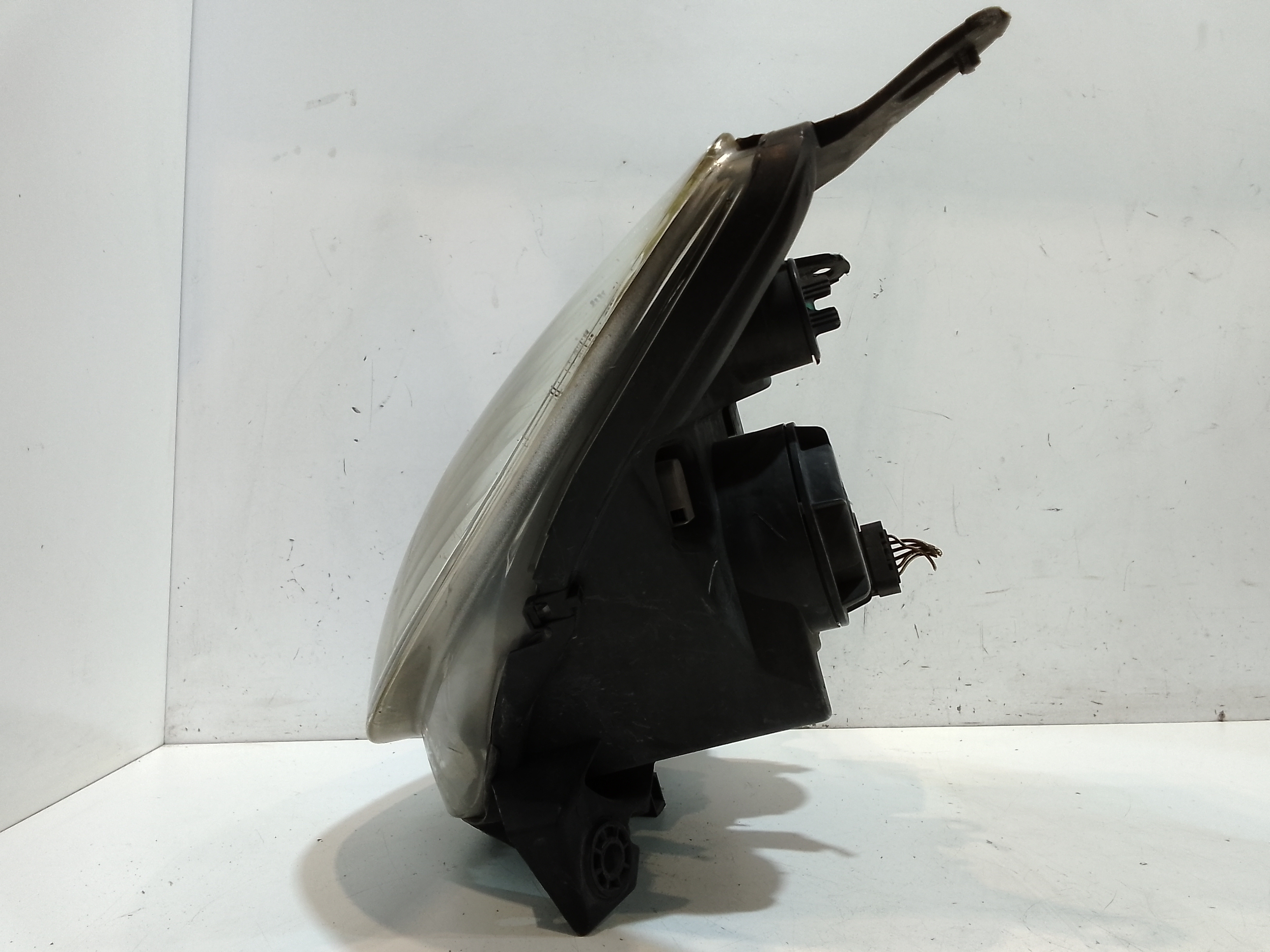 Faro anteriore Sinistro Guida per Citroen C5 Berlina 1 Serie (2000 - 2004)