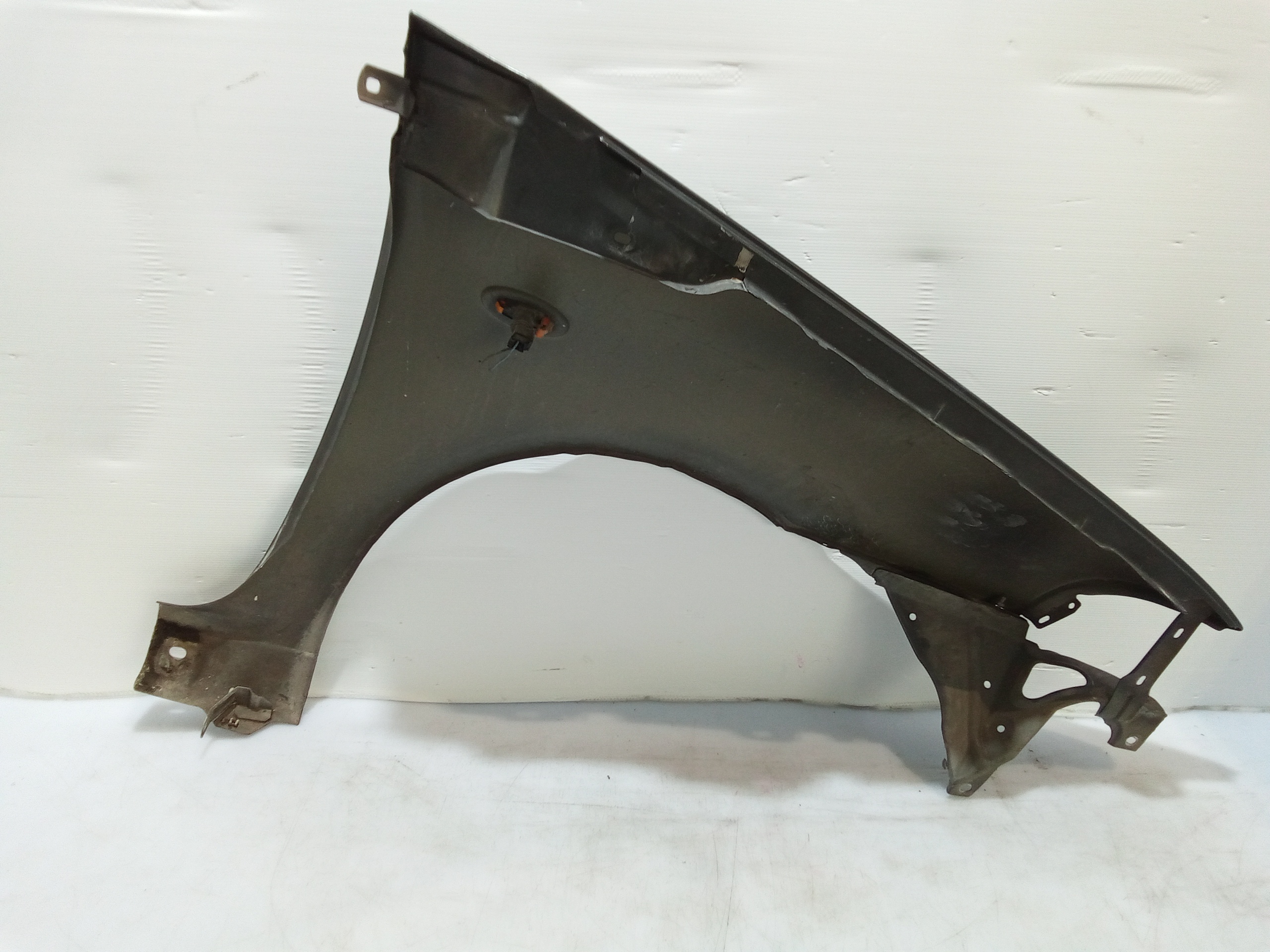 Parafango Anteriore Sinistro per Fiat Punto Berlina 5p (1993 - 1999)