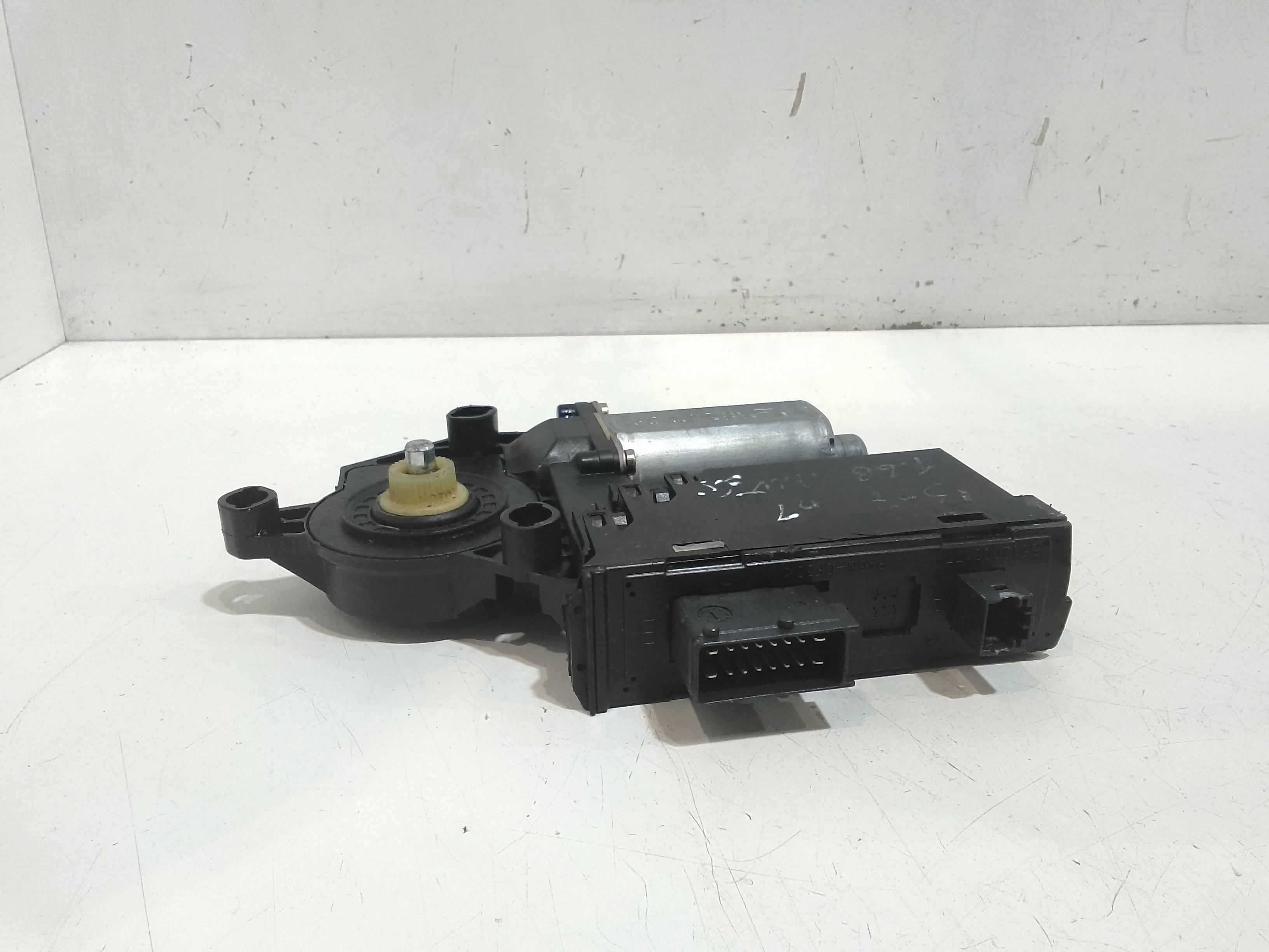 Motorino Alzavetro anteriore Sinistro per Peugeot 307 Berlina (2001 - 2005)