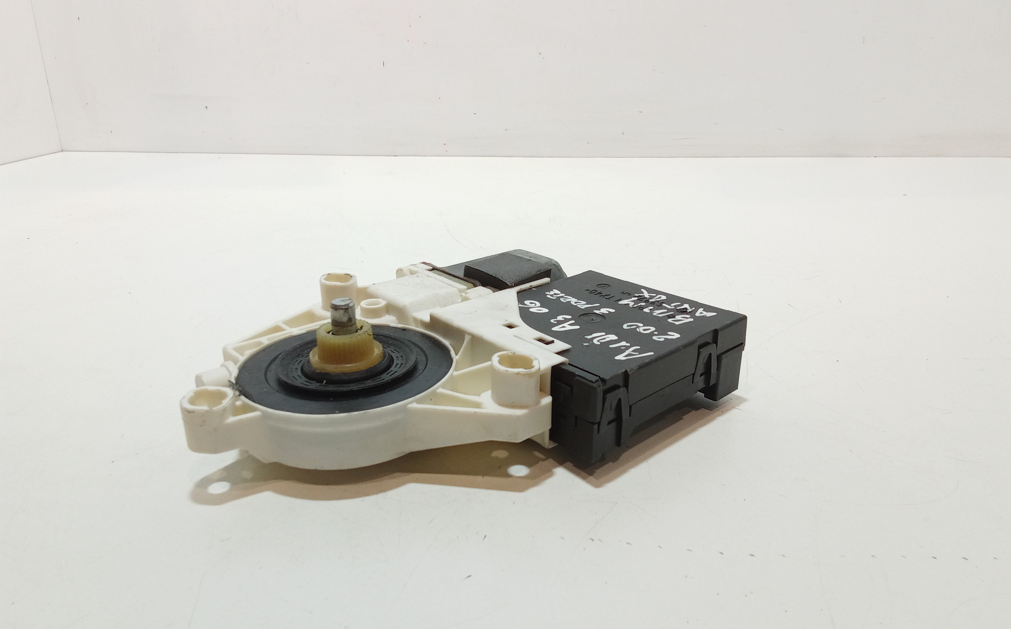 Motorino Alzavetro anteriore destra per Audi A3 Serie (8p1) (05>08) (2005 - 2008)