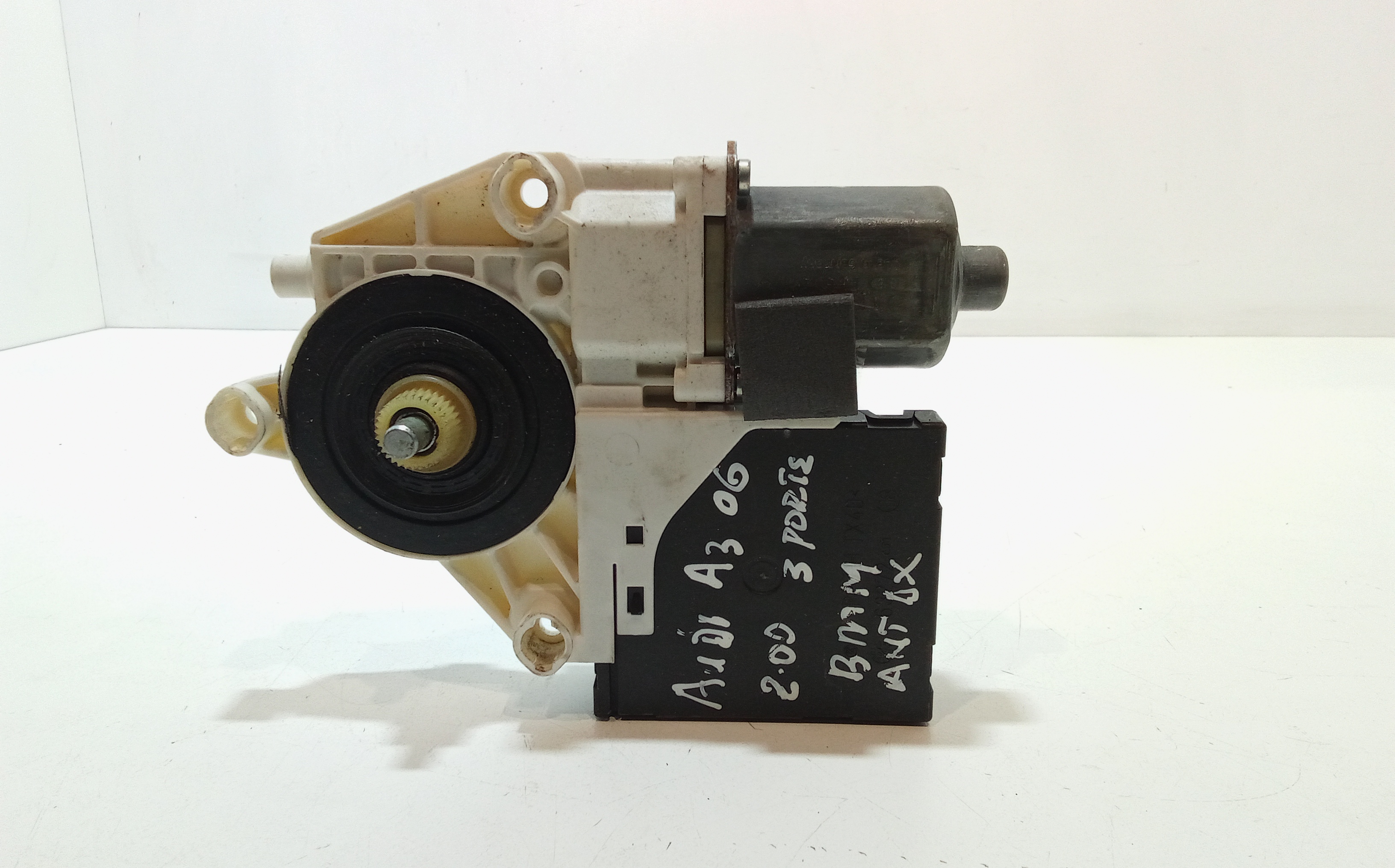 Motorino Alzavetro anteriore destra per Audi A3 Serie (8p1) (05>08) (2005 - 2008)