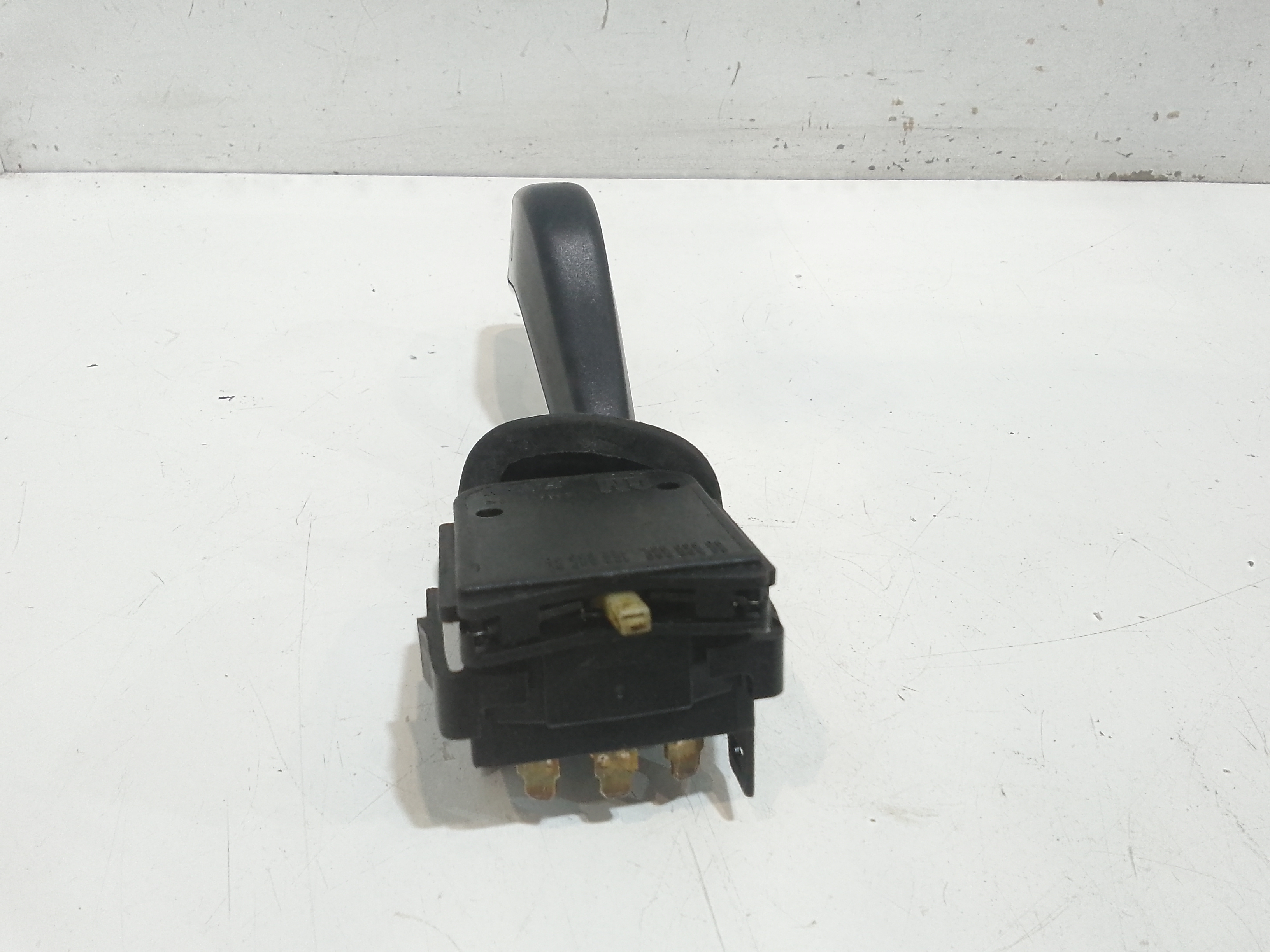 Devioluci sinistro per Opel Astra F Berlina 2 Serie (1994 - 1998)