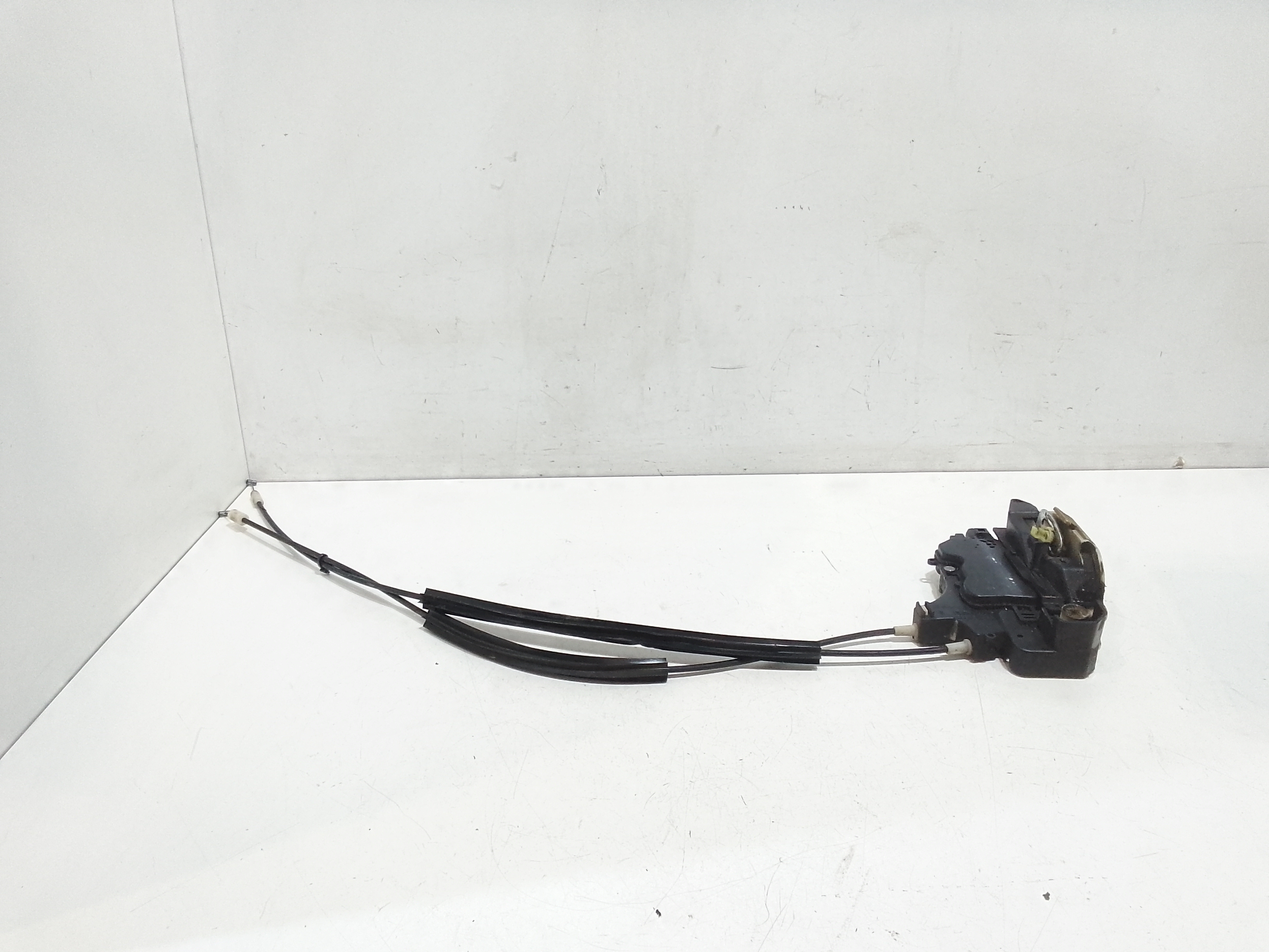 Serratura Anteriore Destra per Mitsubishi Colt Serie 3p (z30)  (04>12) (2004 - 2012)