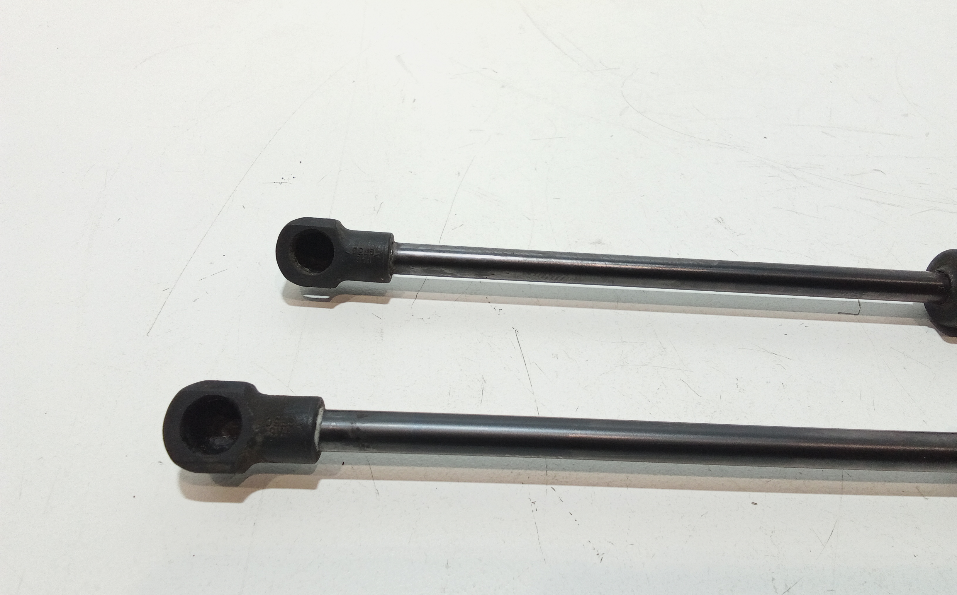 Pistoncini cofano Post. per Chevrolet Spark 1 Serie (2009 - 2012)