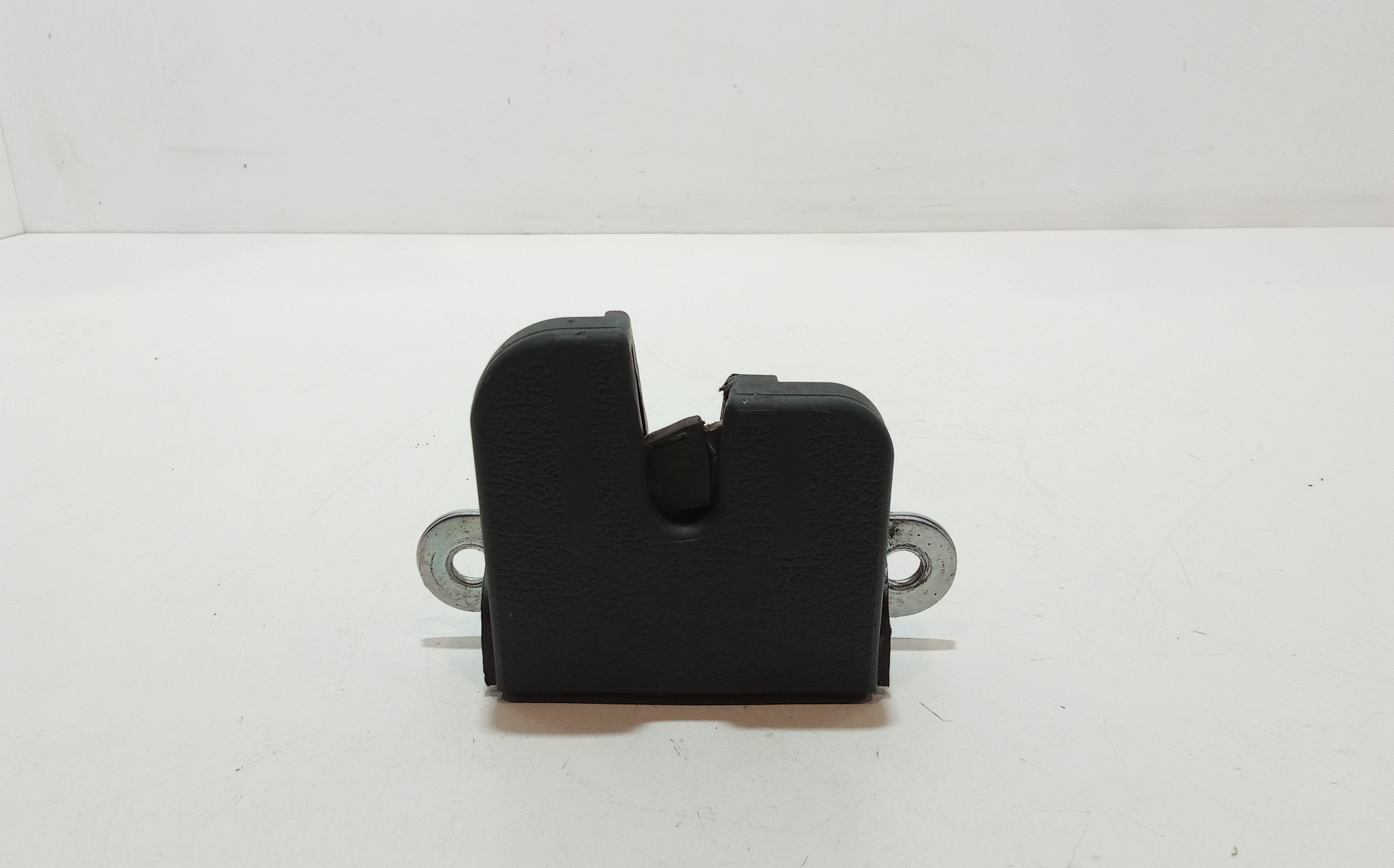 Serratura Cofano Posteriore per Volkswagen Passat Variant 4 Serie (2005 - 2010)