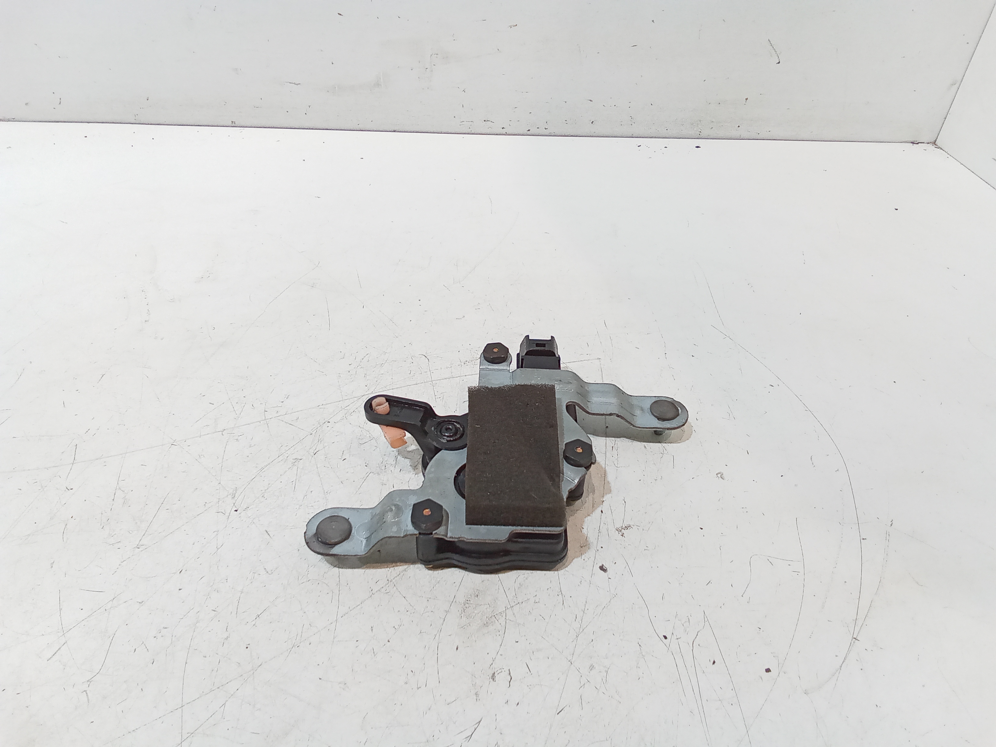 Attuatore serratura anteriore sinistro per Kia Picanto 1 Serie (2004 - 2008)