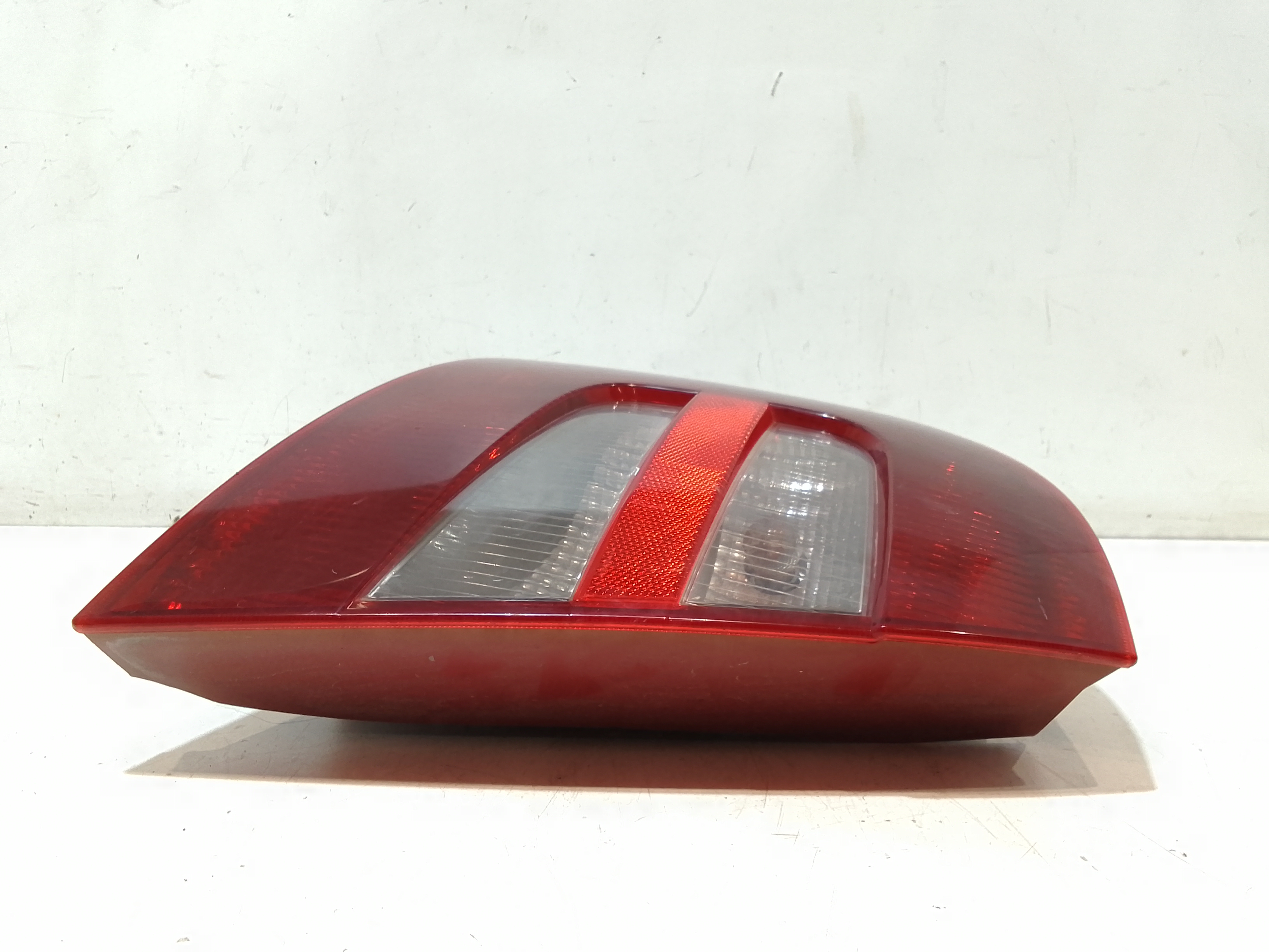 Stop fanale Posteriore sinistro lato Guida per Skoda Fabia Berlina 1 Serie (1999 - 2007)