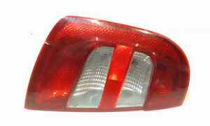 Stop fanale Posteriore sinistro lato Guida per Skoda Fabia Berlina 1 Serie (1999 - 2007)