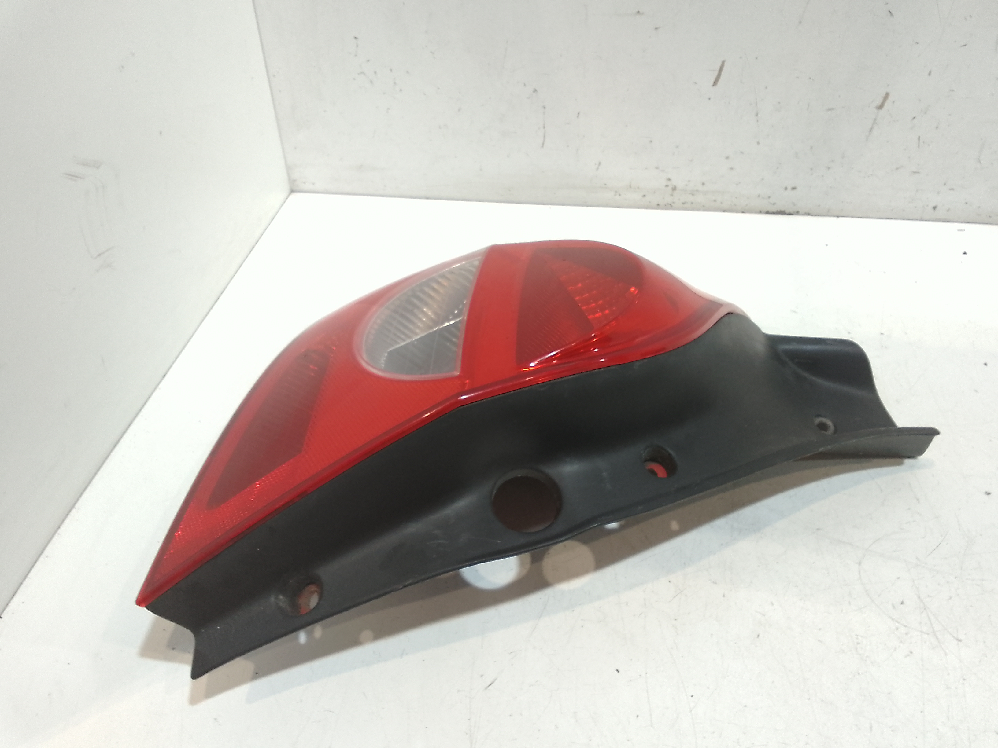 Stop fanale Posteriore sinistro lato Guida per Renault Clio Serie (04>08) (2004 - 2008)