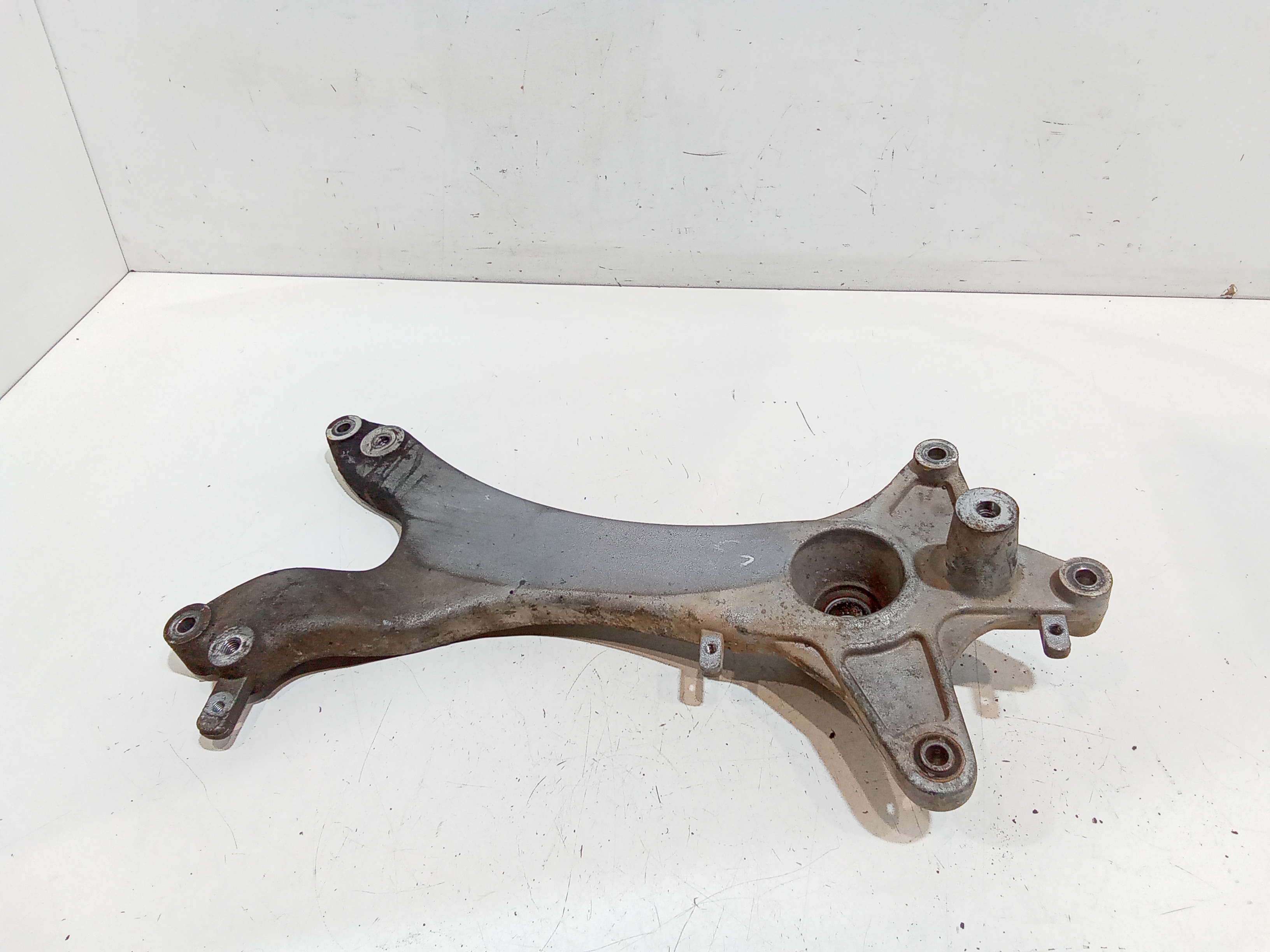 Staffa supporto marmitta per Kymco People 200cc S (05>08) (2005 - 2008)