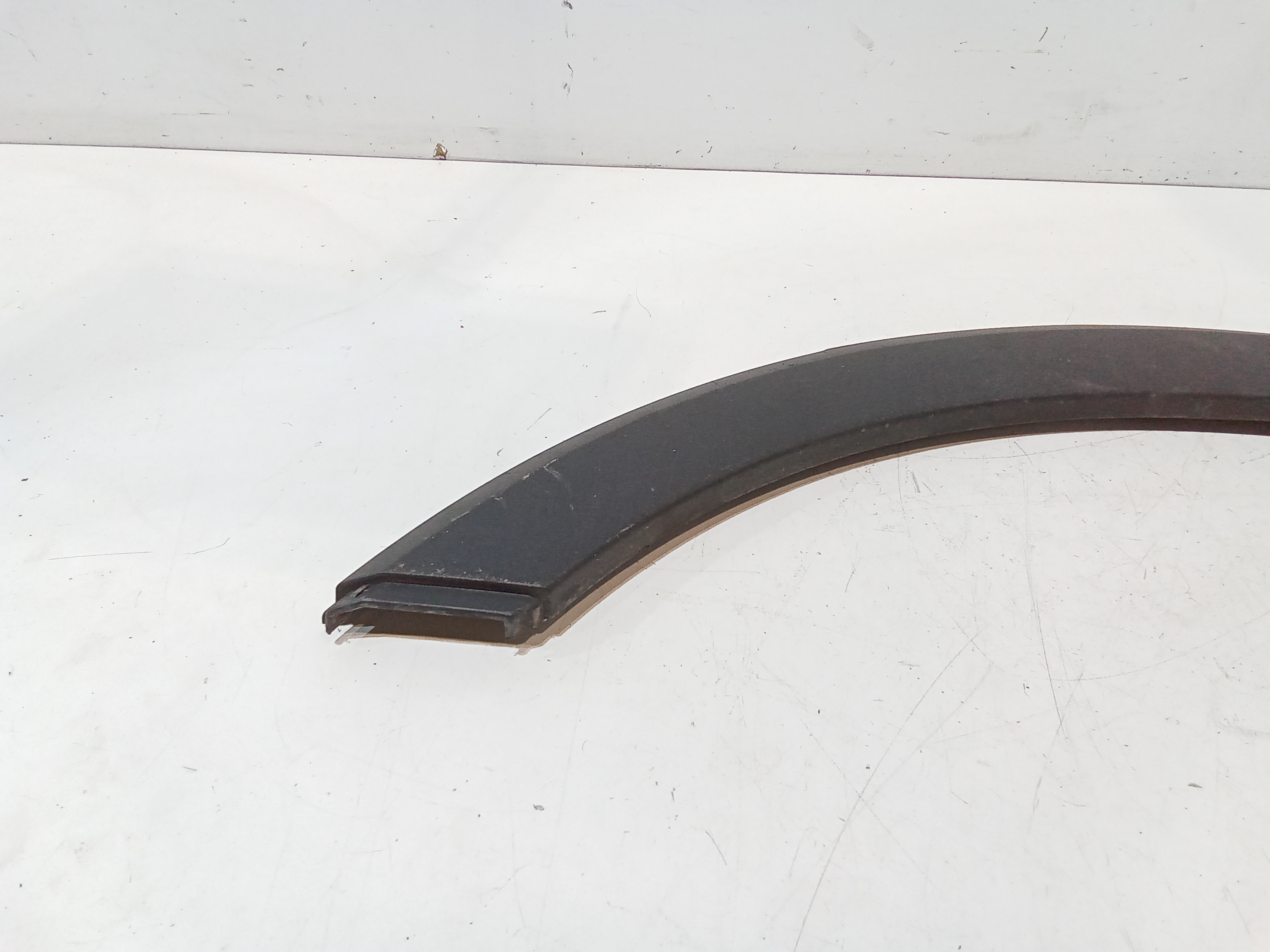 Modanatura parafango ant SX guida per Opel Crossland Serie (x) (17>) (2017 - In produzione)