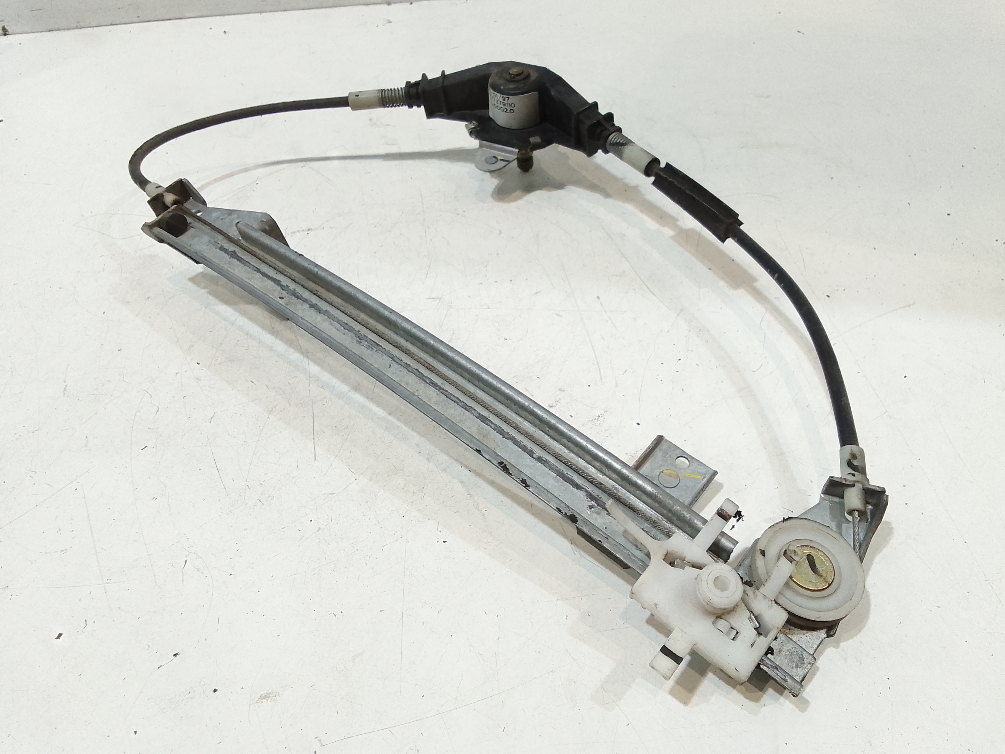 Cremagliera posteriore sinistra guida per Fiat Punto Berlina 5p (1993 - 1999)