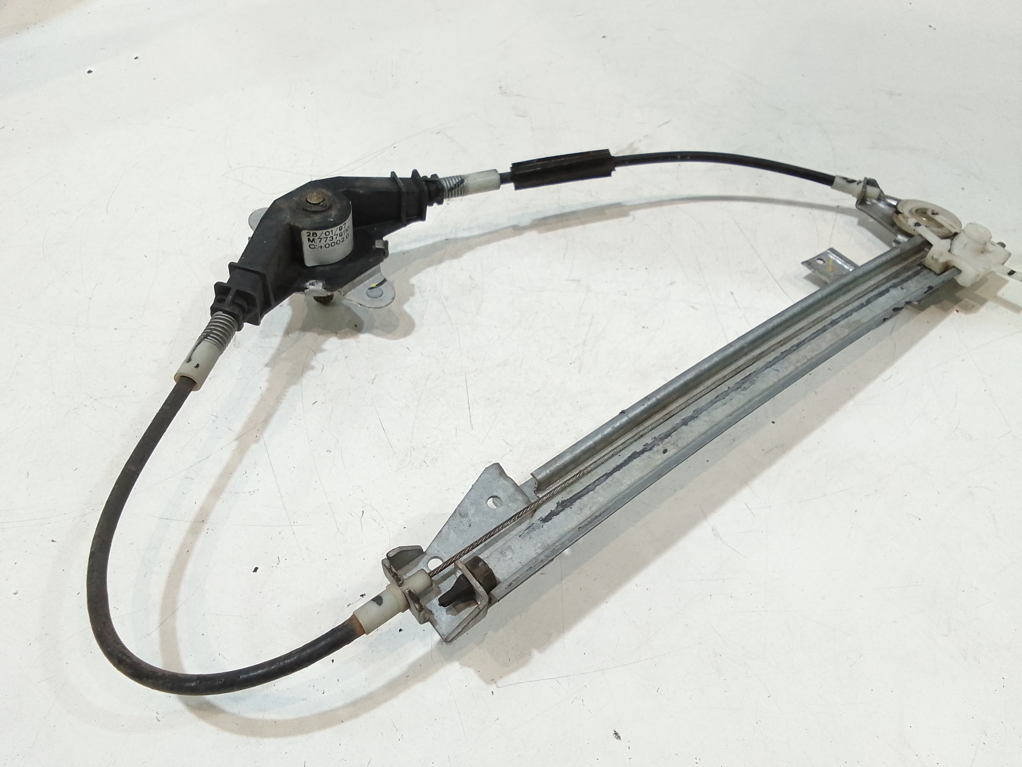 Cremagliera posteriore sinistra guida per Fiat Punto Berlina 5p (1993 - 1999)