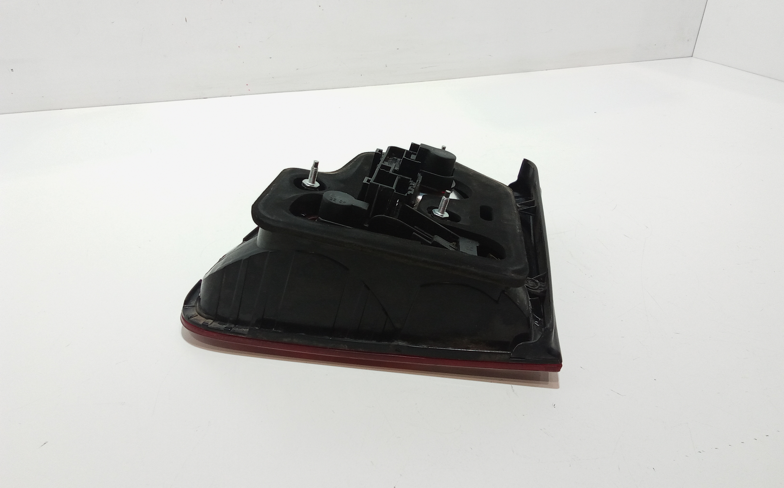 Stop Posteriore Sinistro Integrato nel Portello per Volkswagen Touareg 1 Serie (2002 - 2006)