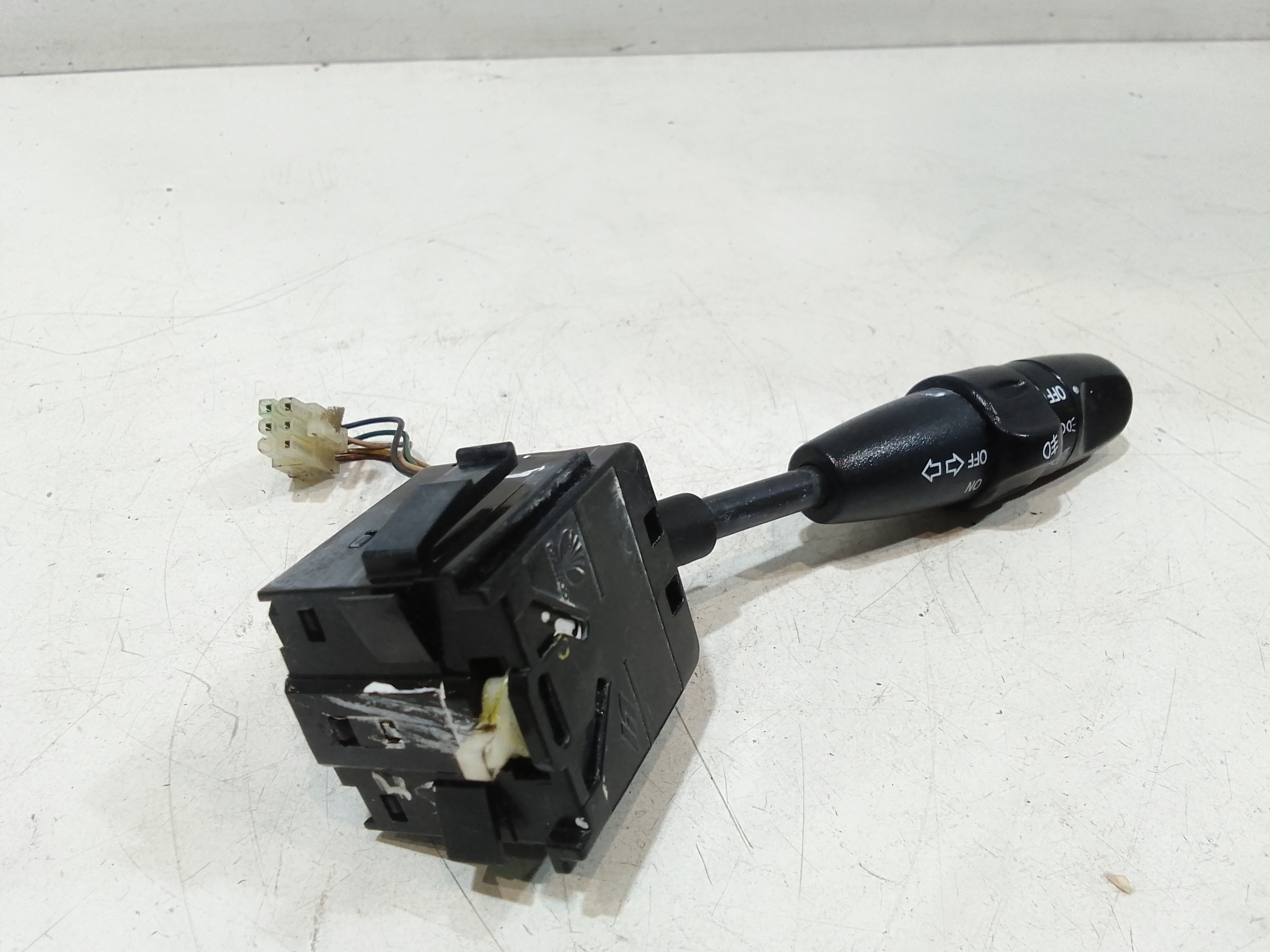 Devioluci sinistro per Chevrolet Matiz 4 Serie (2007 - 2010)