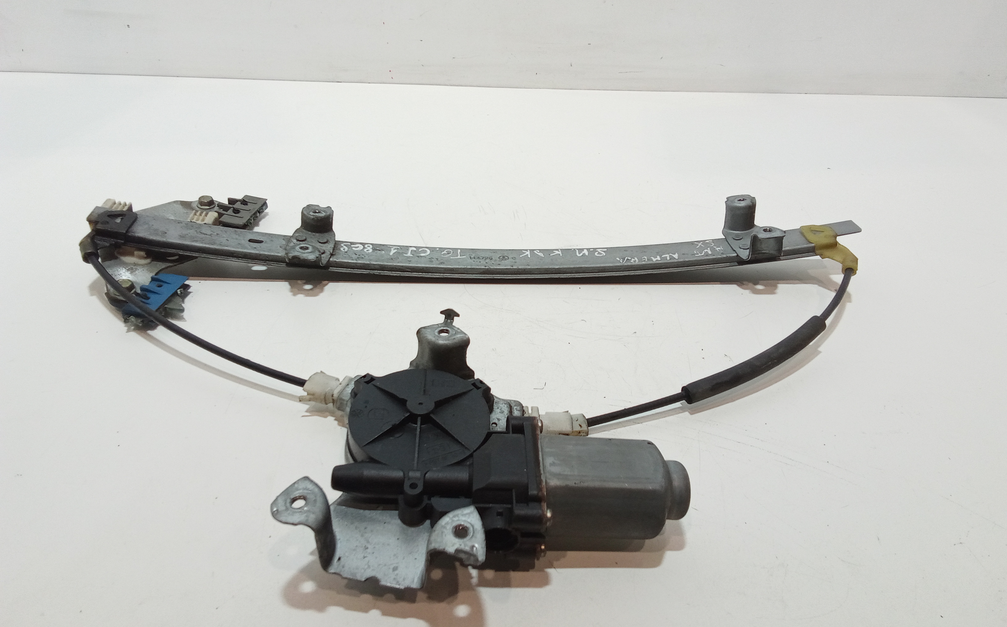 Cremagliera anteriore sinistra Guida per Nissan Almera 2 Serie (2000 - 2003)