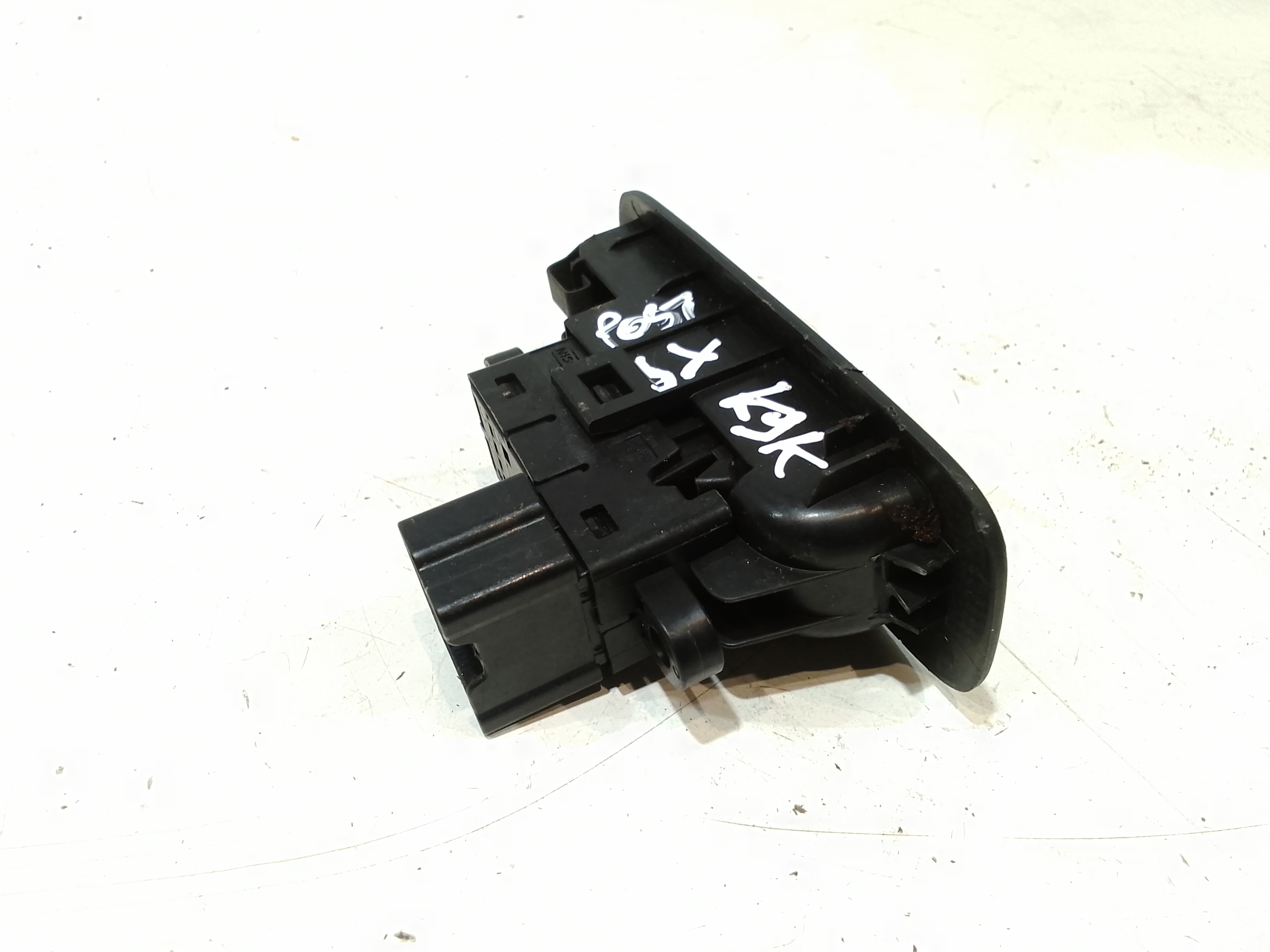 Pulsantiera Posteriore Sinistra per Nissan Qashqai 1 Serie (2006 - 2009)