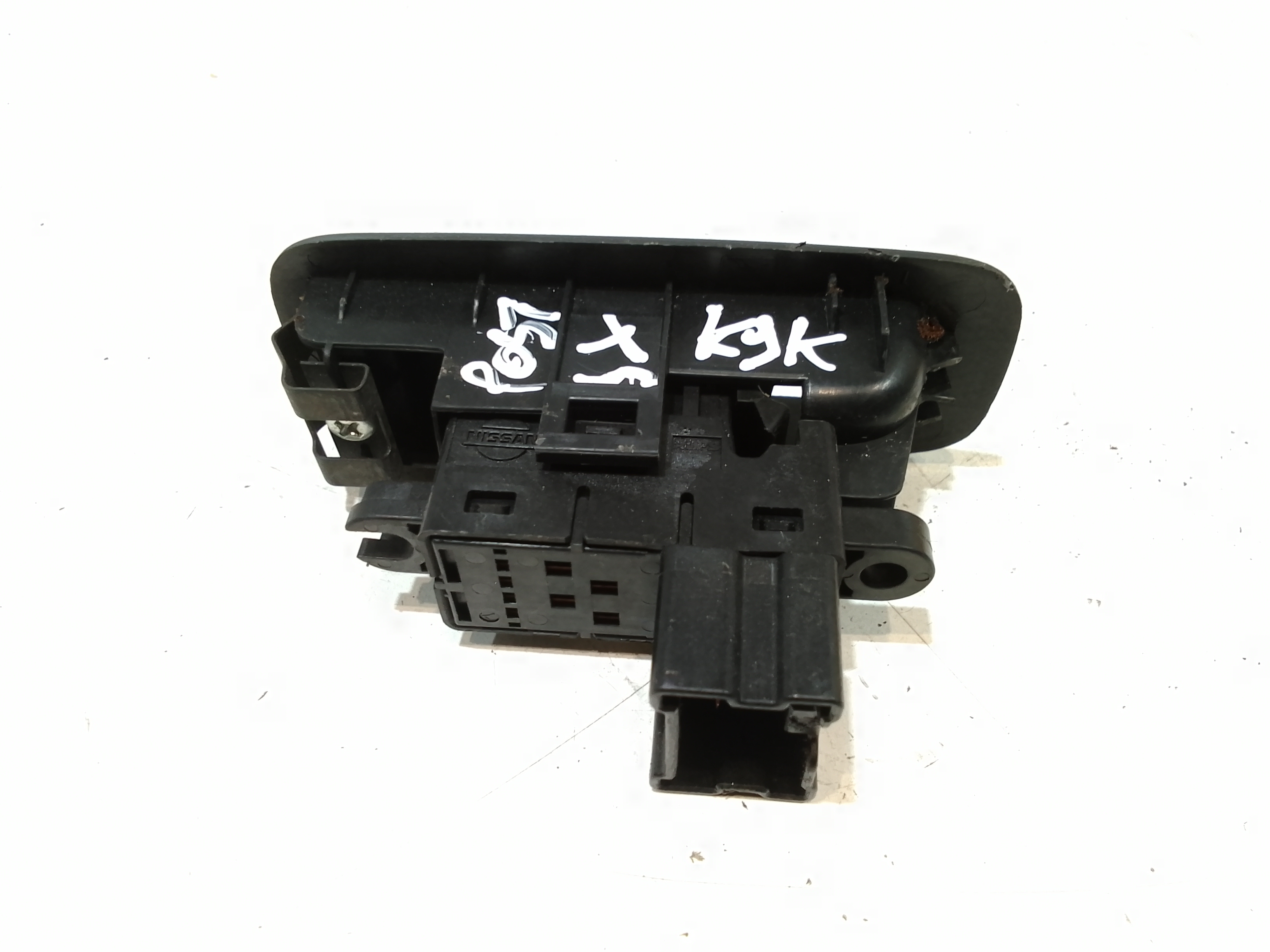 Pulsantiera Posteriore Sinistra per Nissan Qashqai 1 Serie (2006 - 2009)