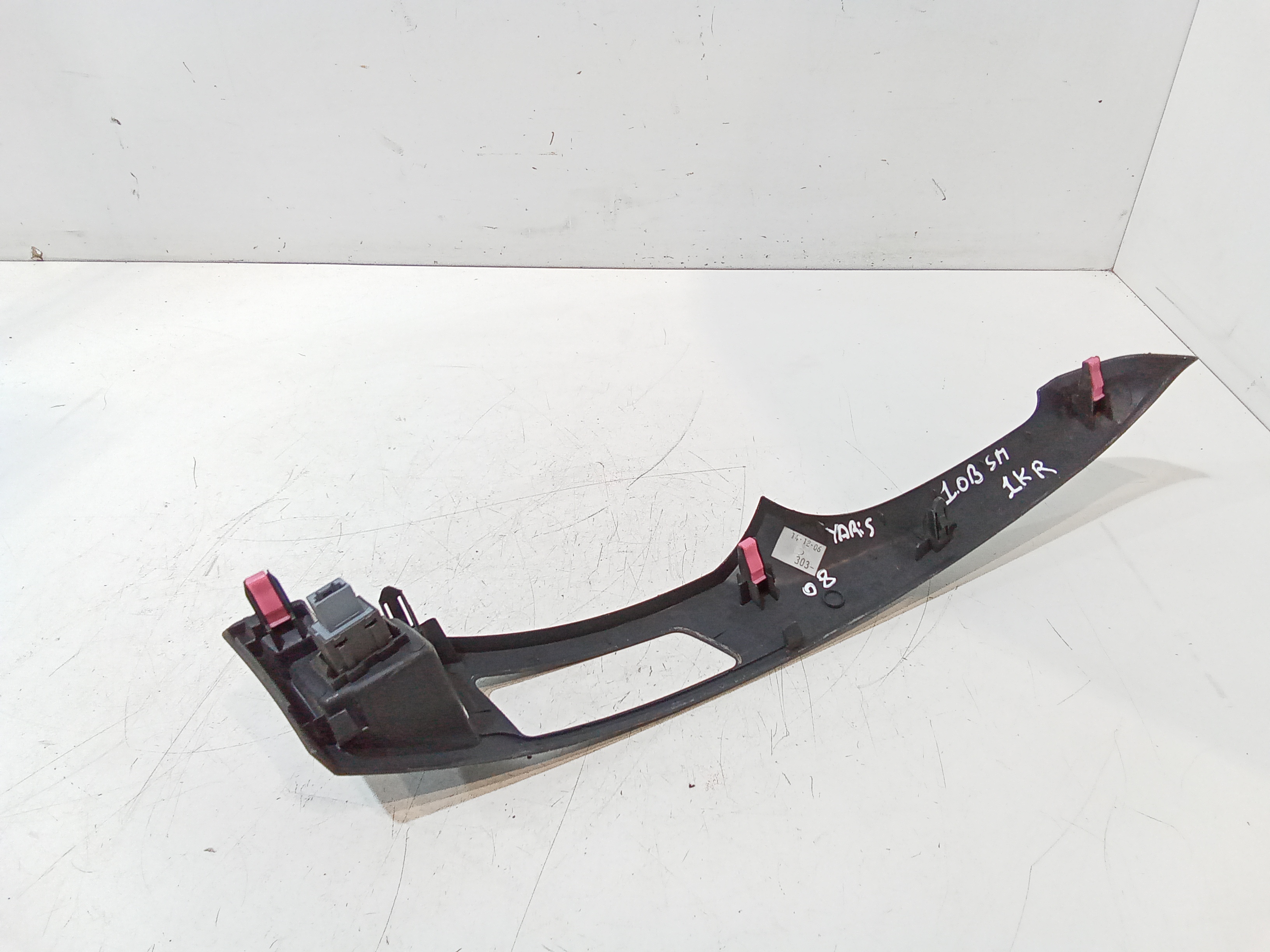 Pulsante luci di emergenza per Toyota Yaris Serie (05>08) (2005 - 2008)