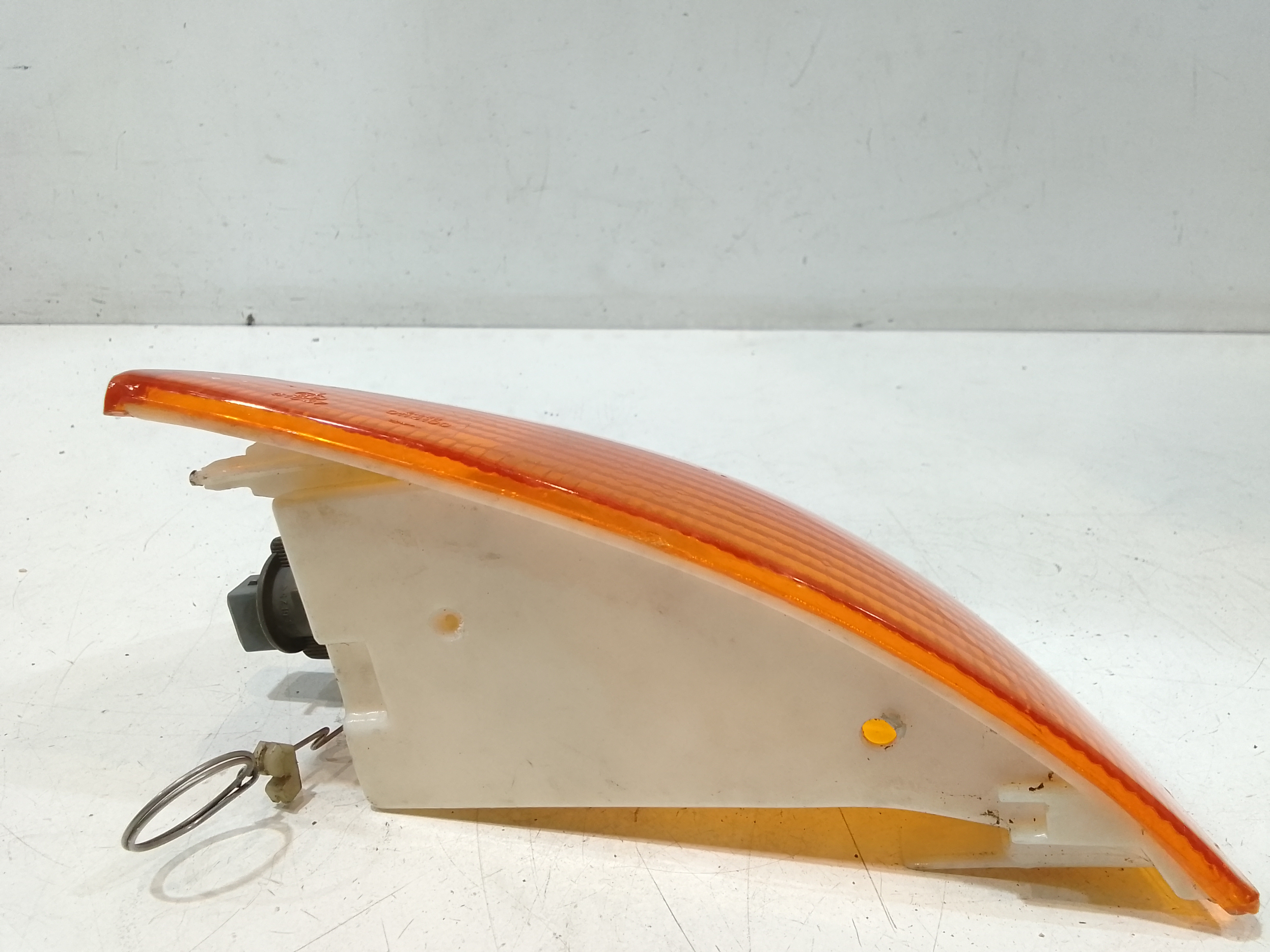 Freccia ant DX per Fiat Punto Berlina 3p (1993 - 1999)