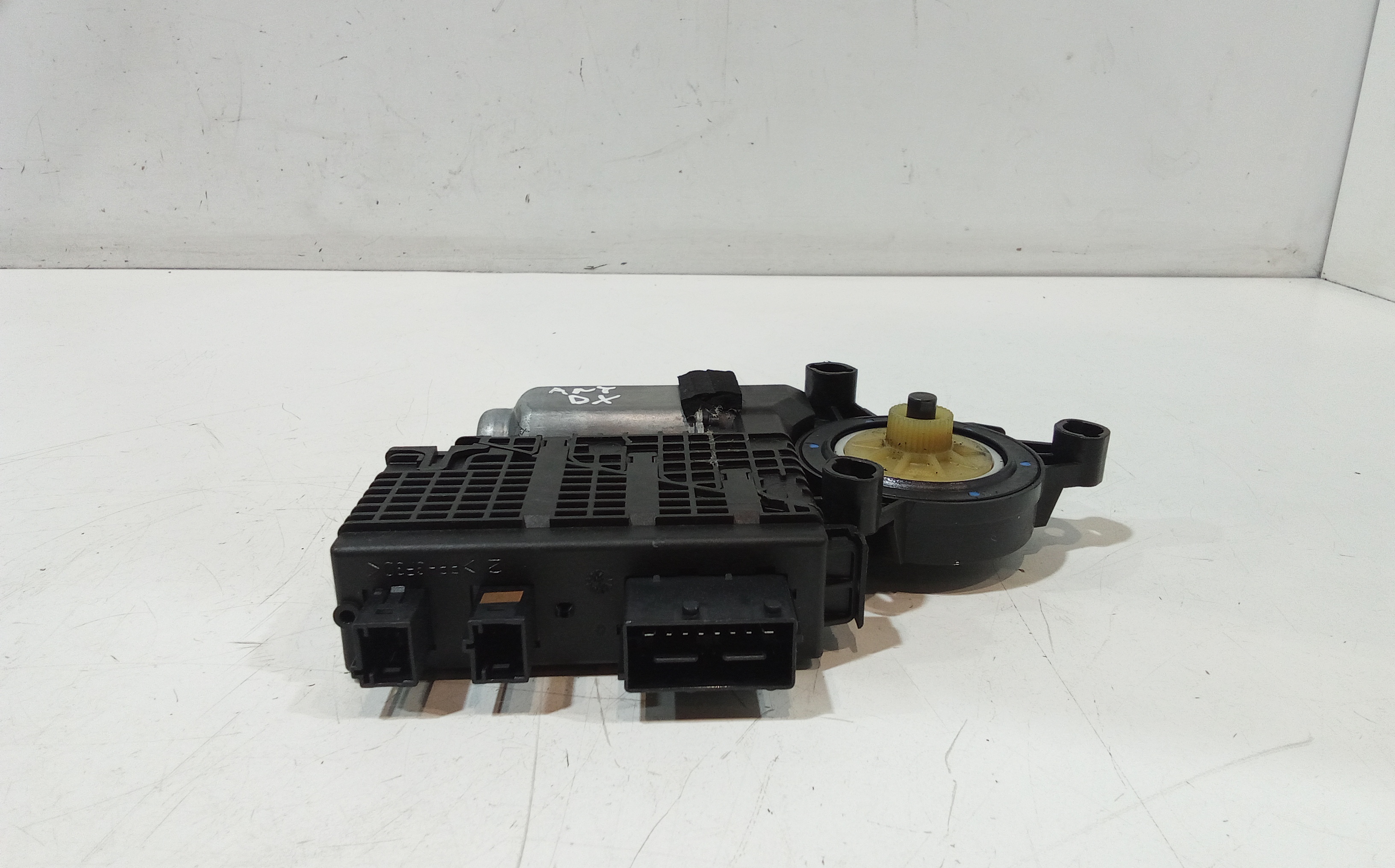 Motorino Alzavetro anteriore destra per Citroen C4 Picasso (06>13) Mk1 (2006 - 2013)