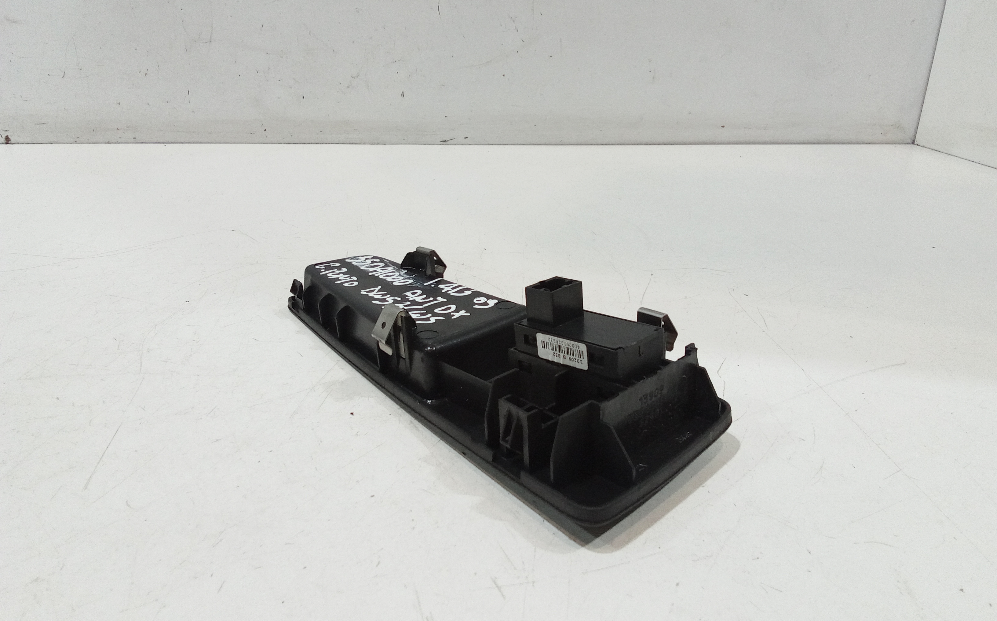 Pulsantiera Anteriore Destra Passeggero per Fiat Grande Punto 1 Serie (2005 - 2008)