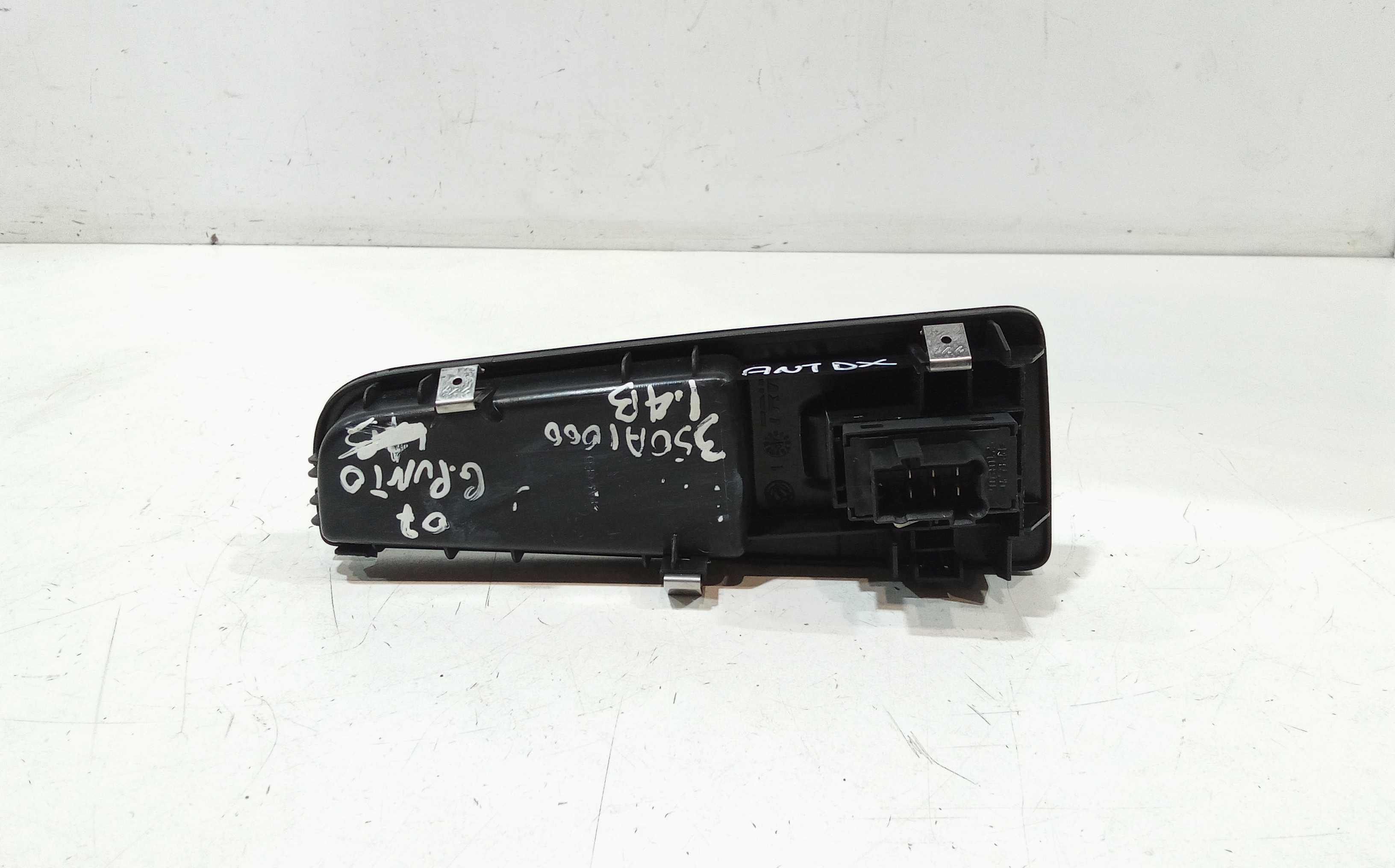 Pulsantiera Anteriore Destra Passeggero per Fiat Grande Punto 1 Serie (2005 - 2008)