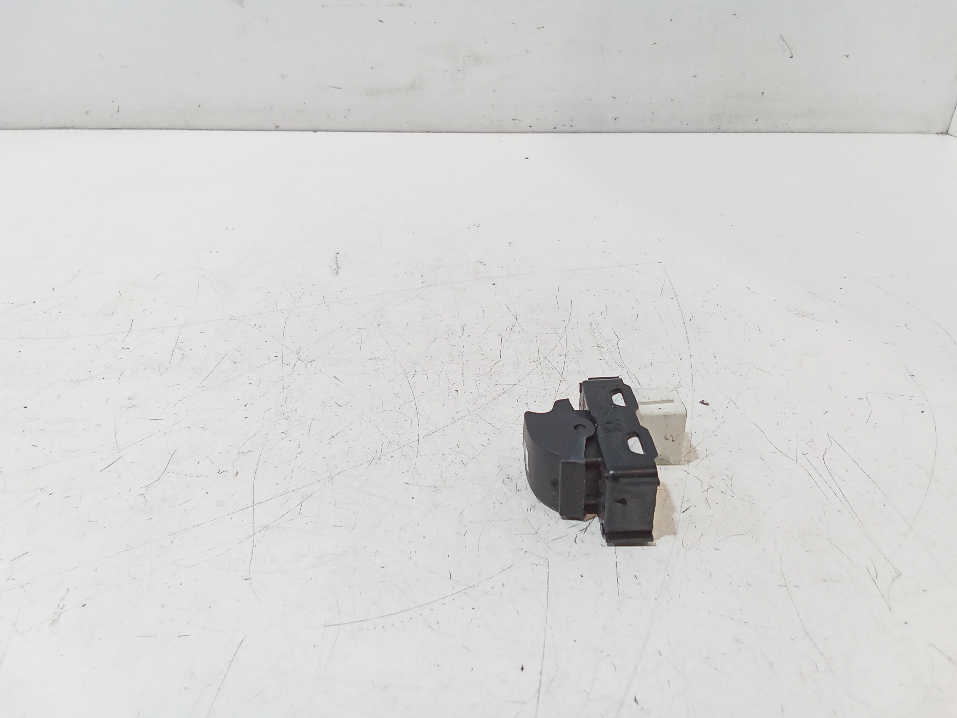 Pulsantiera Posteriore Sinistra per Opel Crossland Serie (x) (17>) (2017 - In produzione)