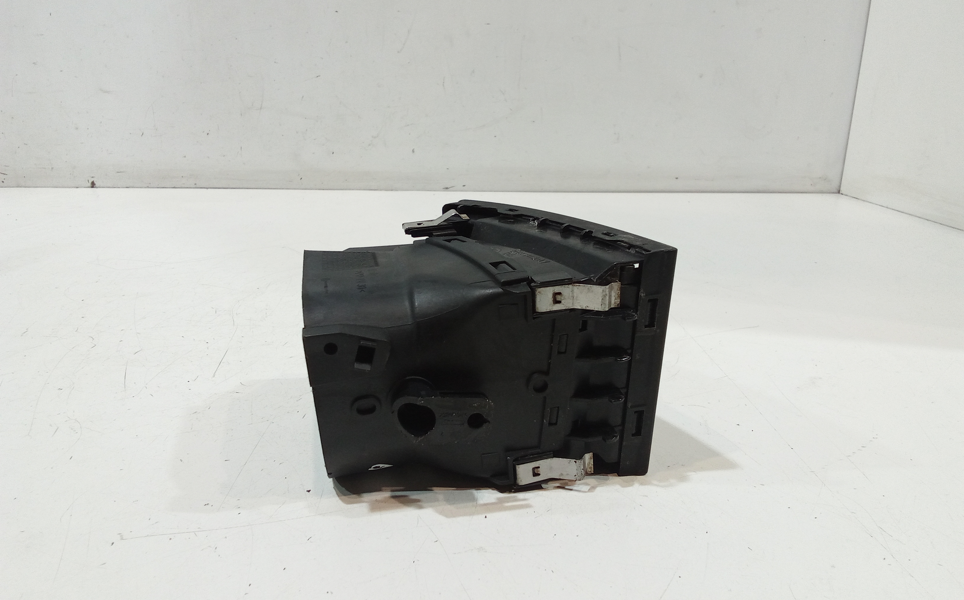 Bocchetta aria cruscotto lato passeggero per Volkswagen Touareg 1 Serie (2002 - 2006)