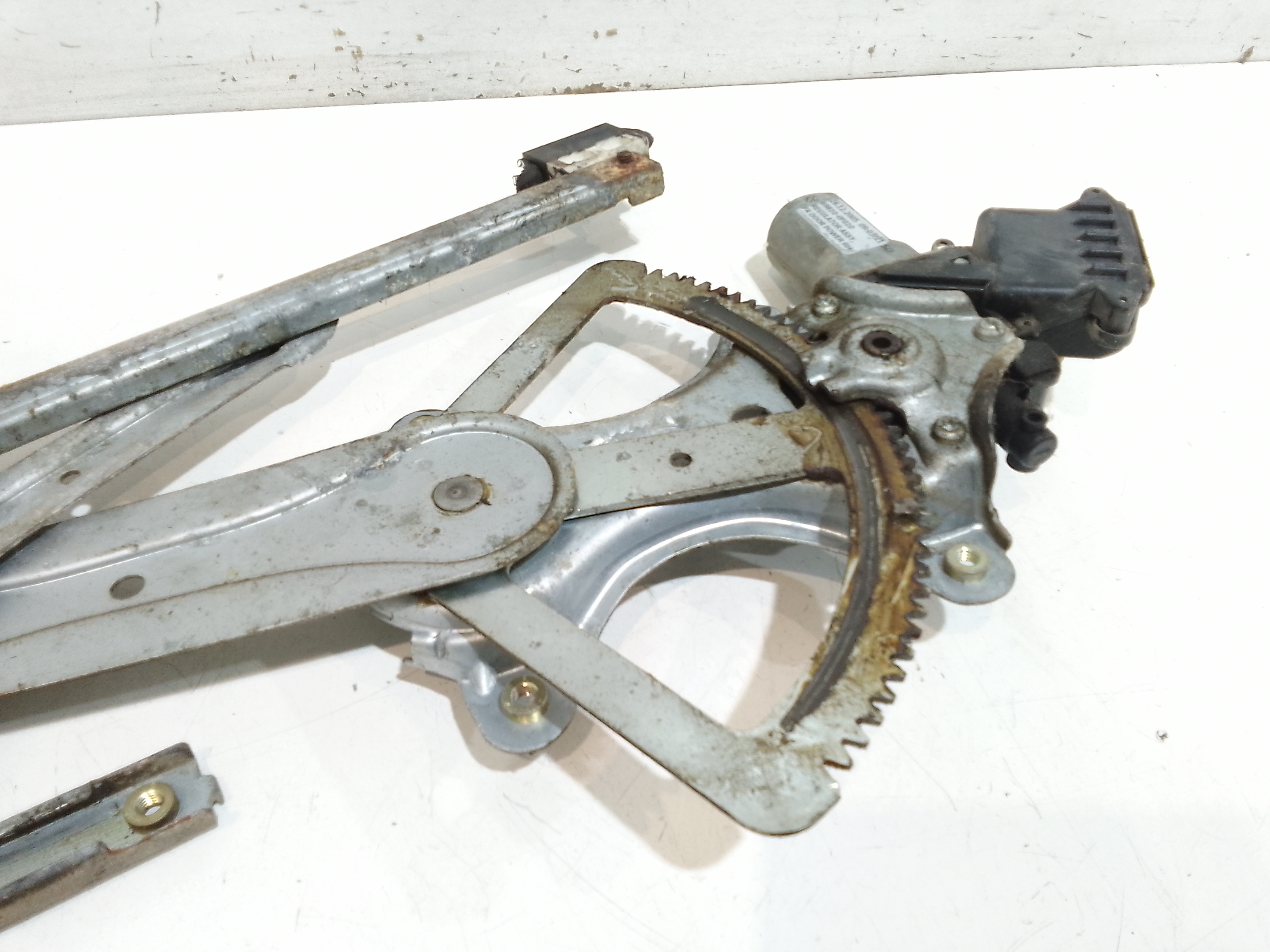 Cremagliera anteriore sinistra Guida per Toyota Corolla Verso 2 Serie (2004 - 2009)