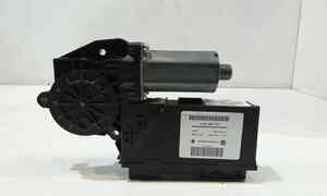 Motorino Alzavetro posteriore destra per Volkswagen Touareg 1 Serie (2002 - 2006)