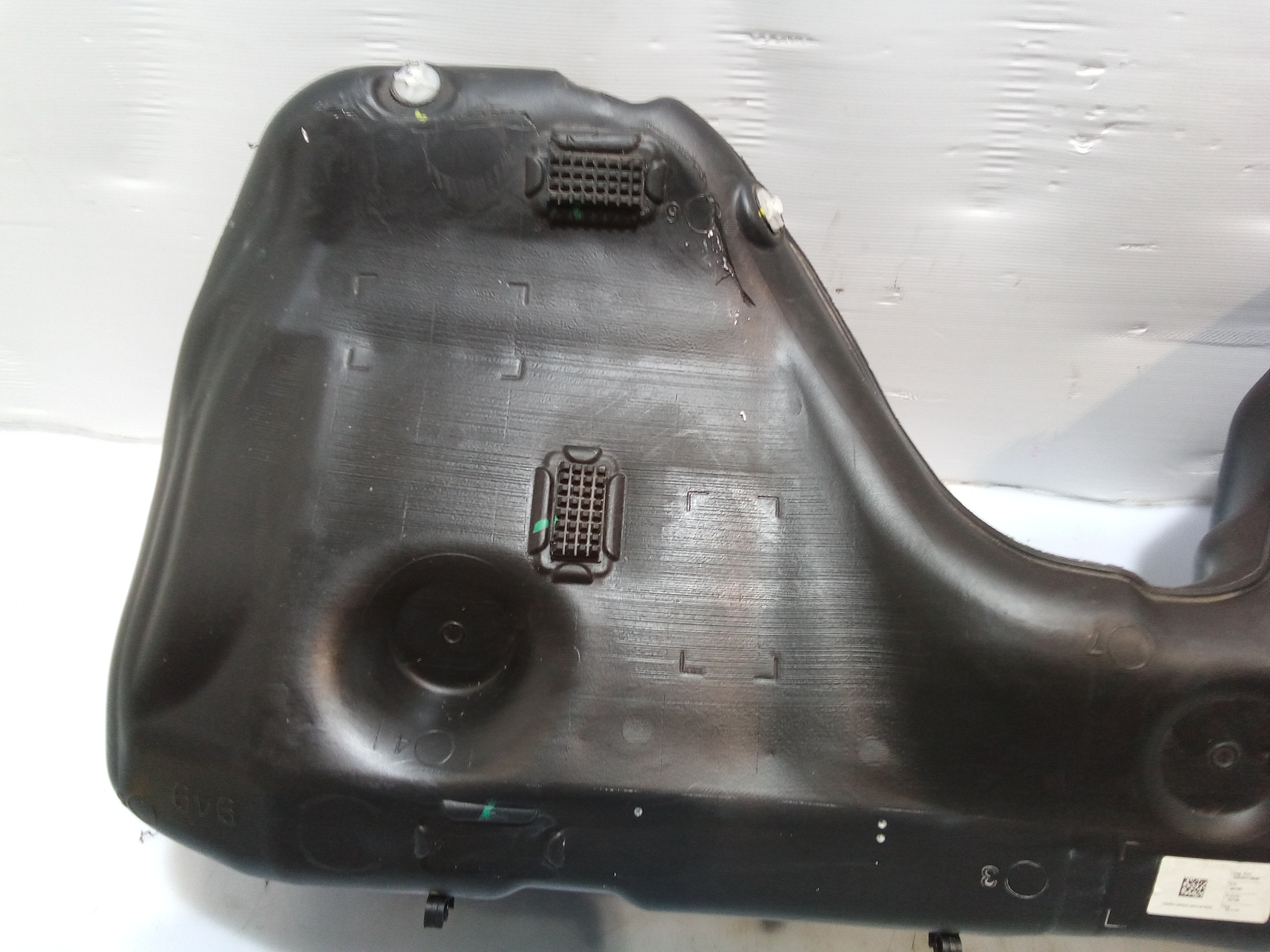 Serbatoio carburante per Alfa Romeo Stelvio Serie (949_) (16>) (2016 - In produzione)