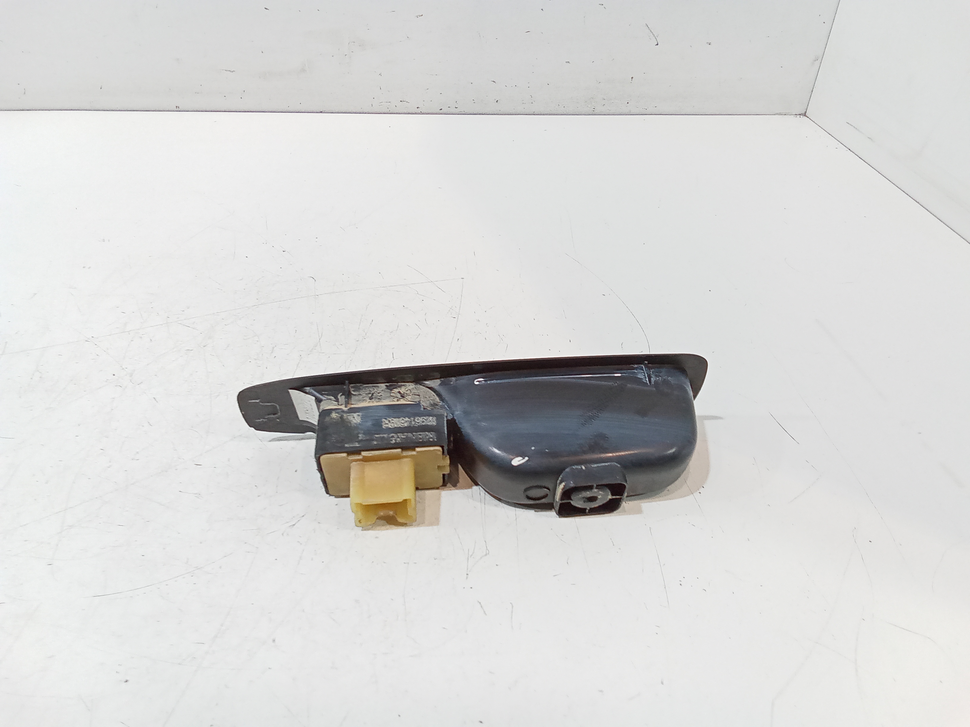 Pulsantiera Posteriore Sinistra per Chevrolet Spark 2 Serie (2012 - In produzione)