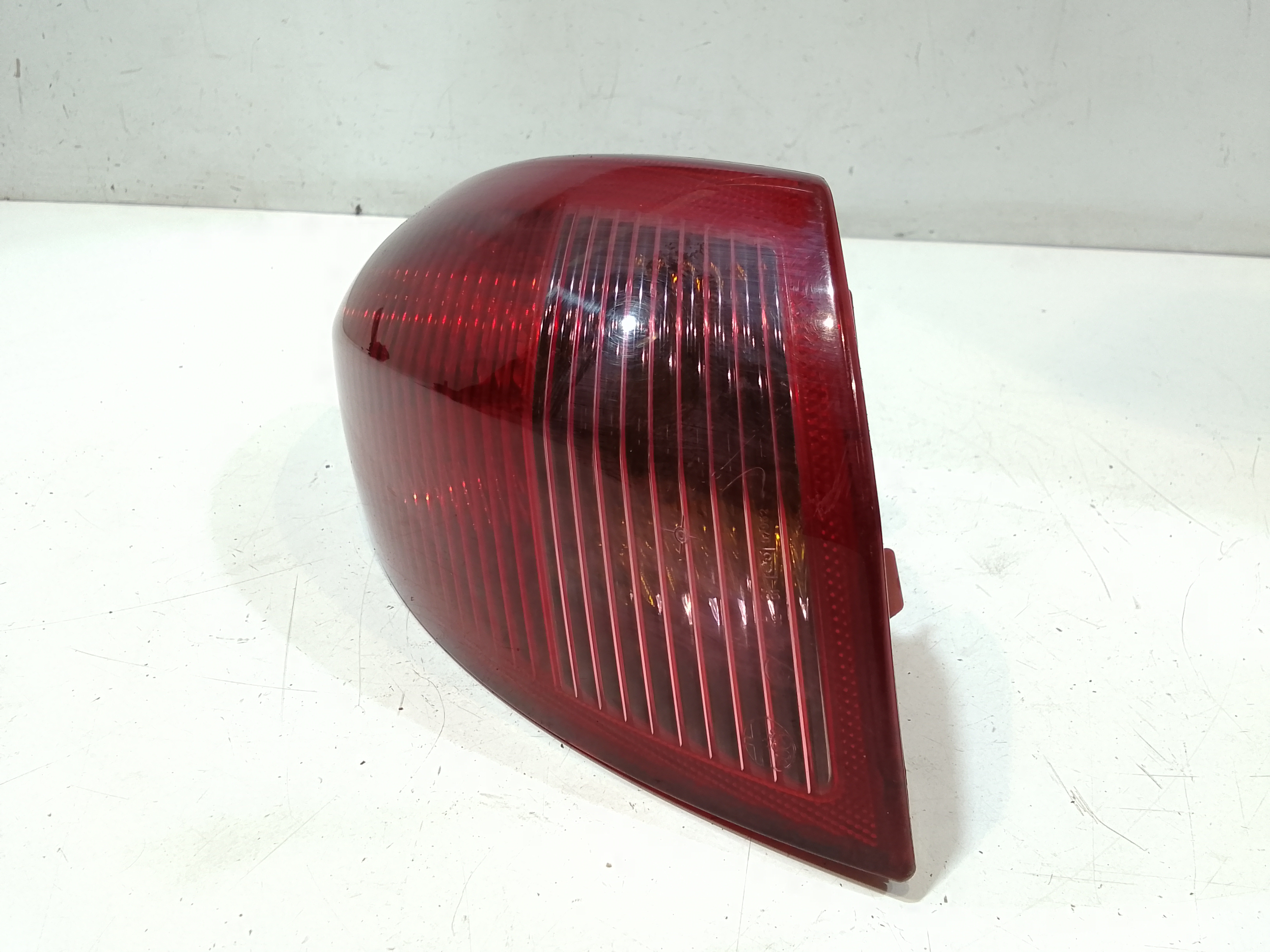 Stop fanale Posteriore sinistro lato Guida per Alfa Romeo 147 Serie (937) (00>05<) (2000 - 2005)