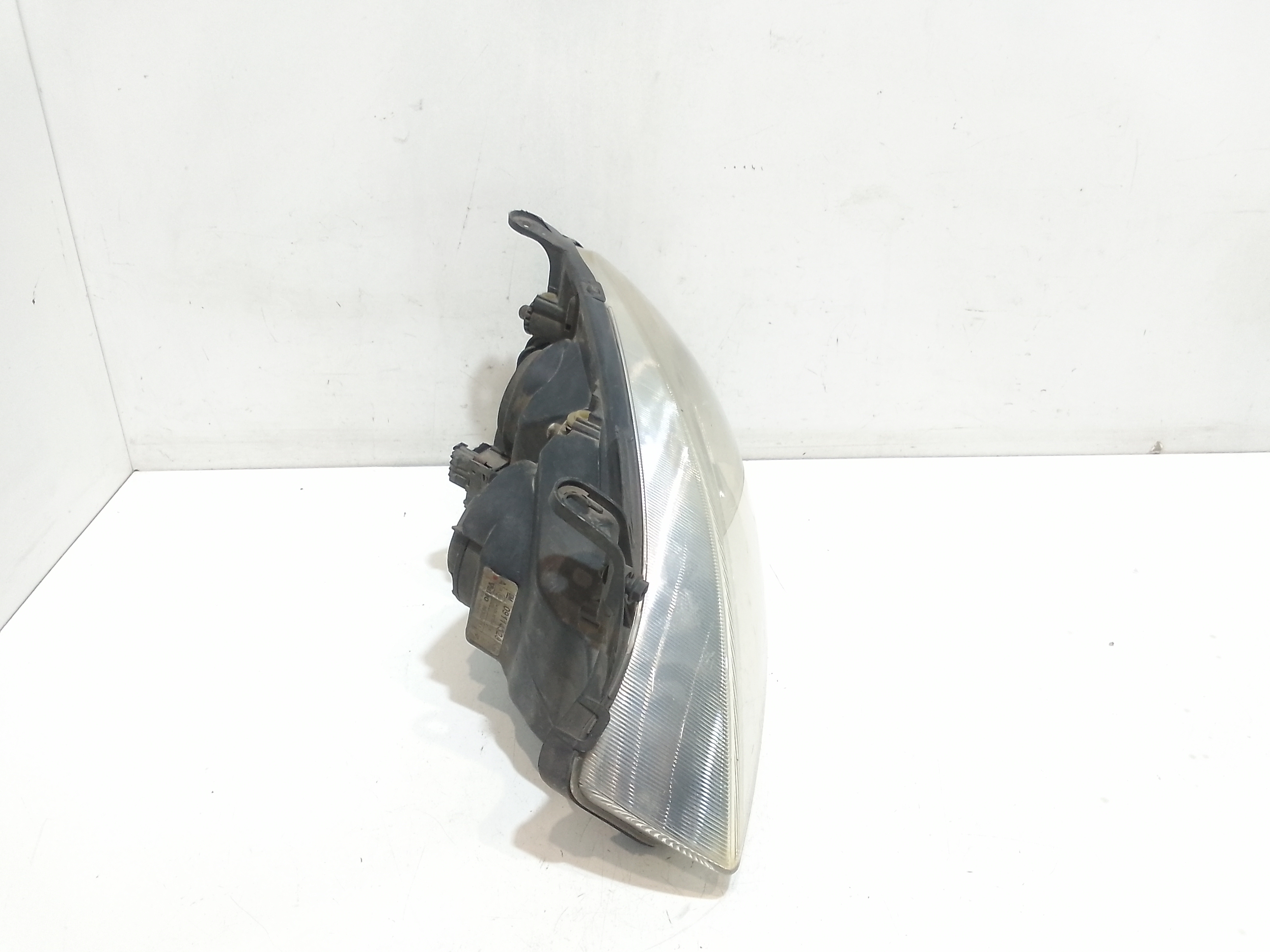 Faro anteriore Sinistro Guida per Opel Corsa C 3p 1 Serie (2000 - 2003)