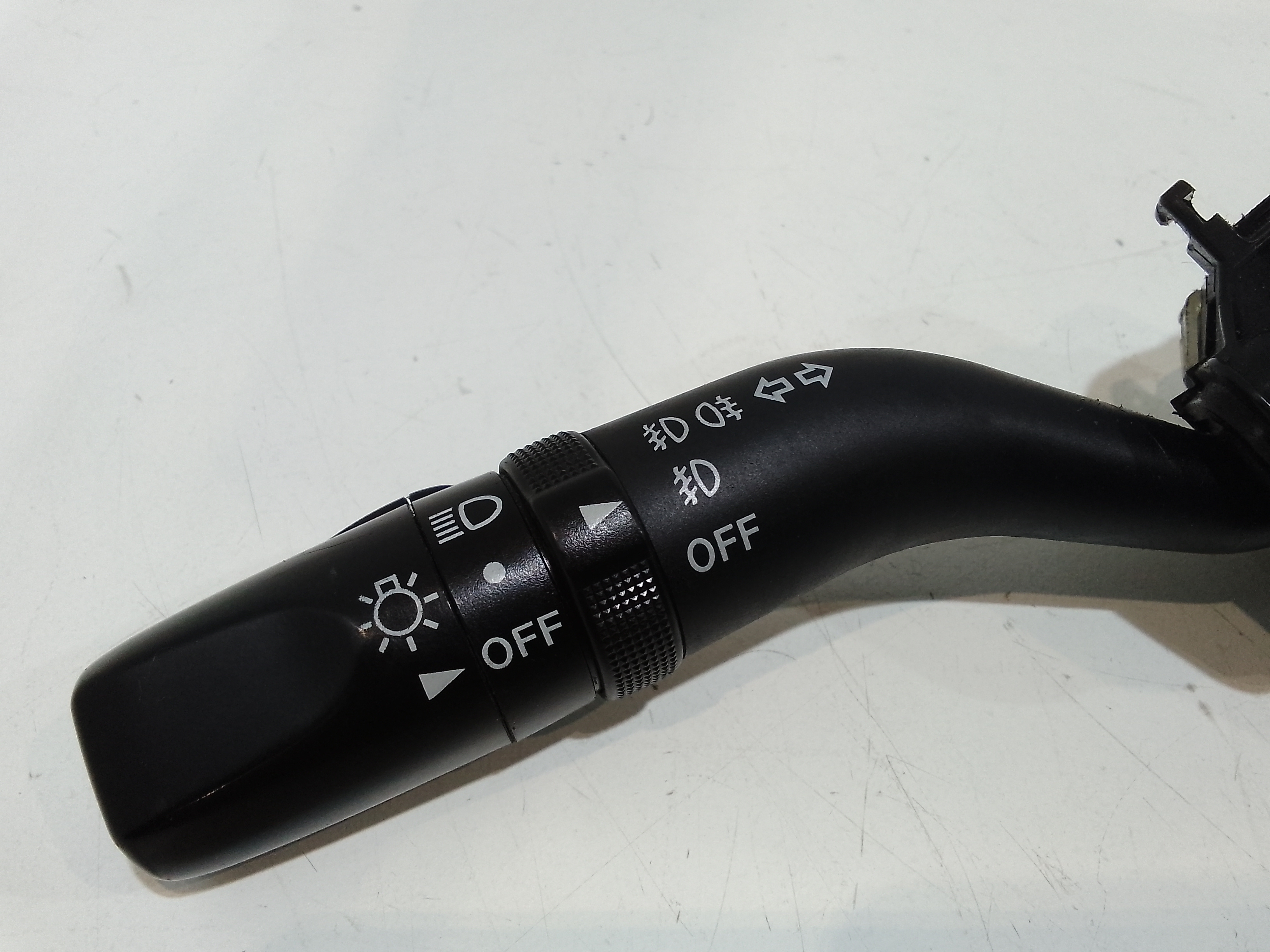 Devioluci sinistro per Mazda 6 Berlina (2002 - 2008)