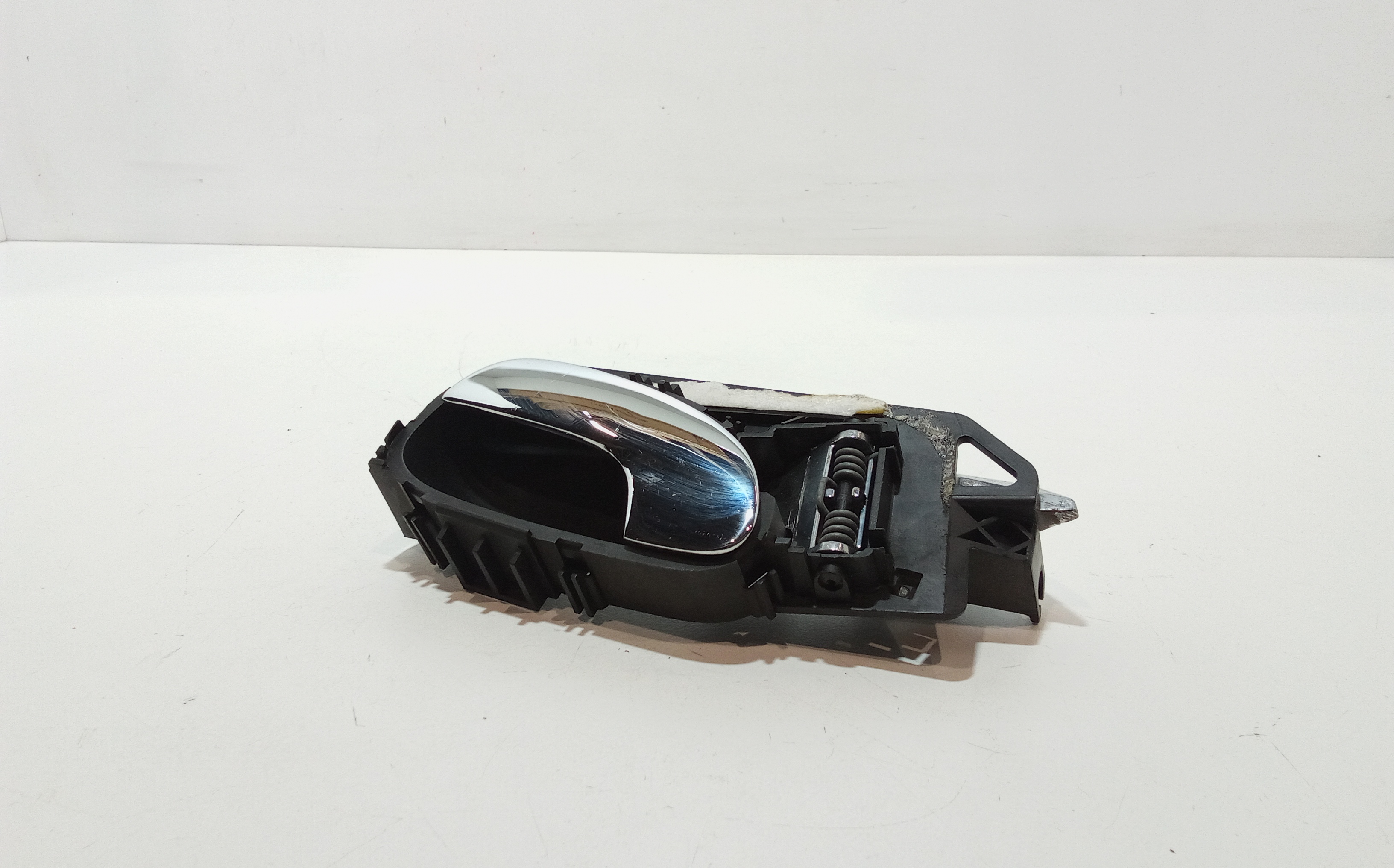 Maniglia interna Posteriore Sinistra per Peugeot 307 S. Wagon 2 Serie (2005 - In produzione)