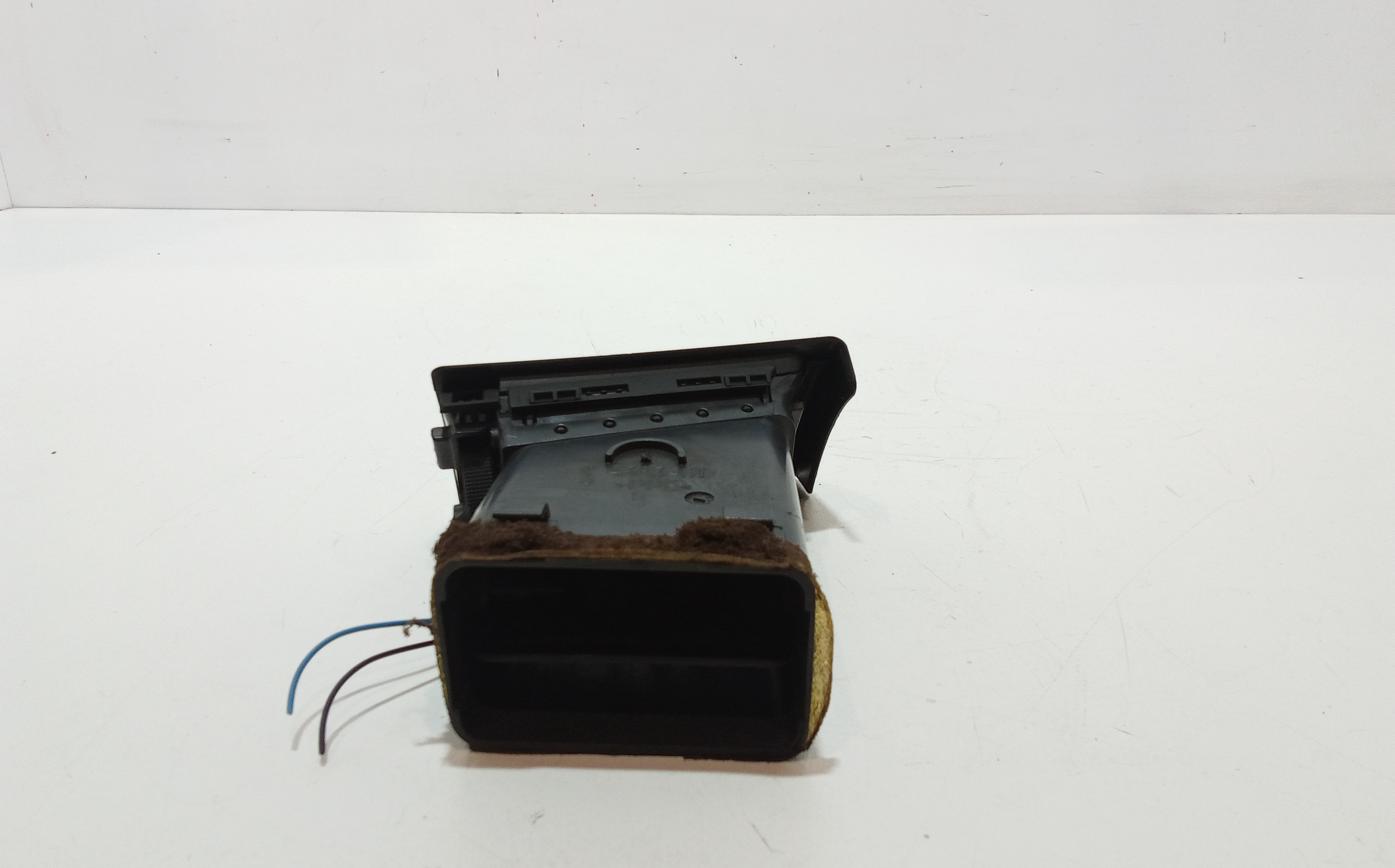 Bocchetta aria cruscotto lato guida per Audi A4 Avant (8e) (00>04) (2000 - 2004)