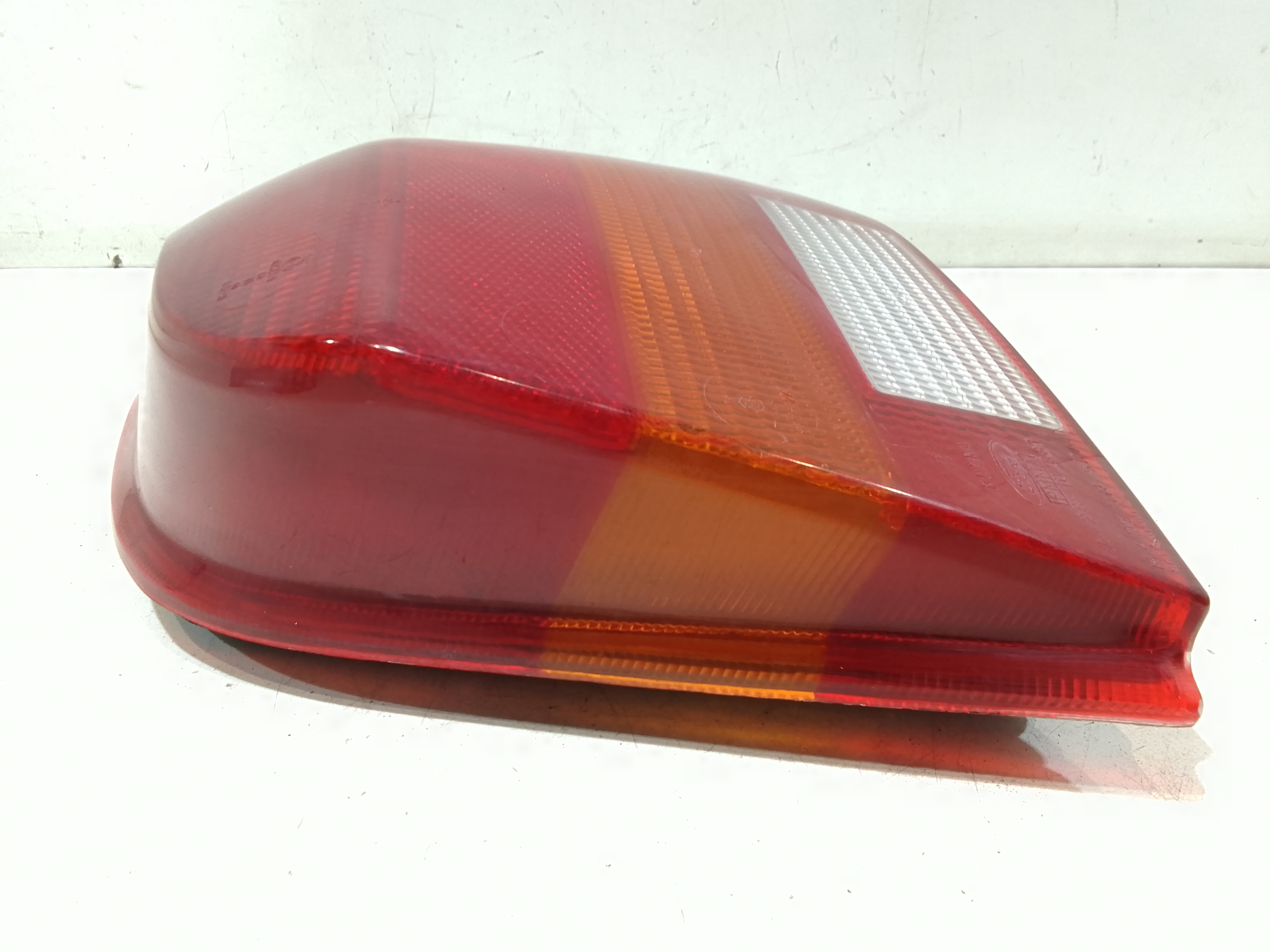 Stop fanale posteriore Destro Passeggero per Ford Fiesta 1 Serie (1982 - 1996)