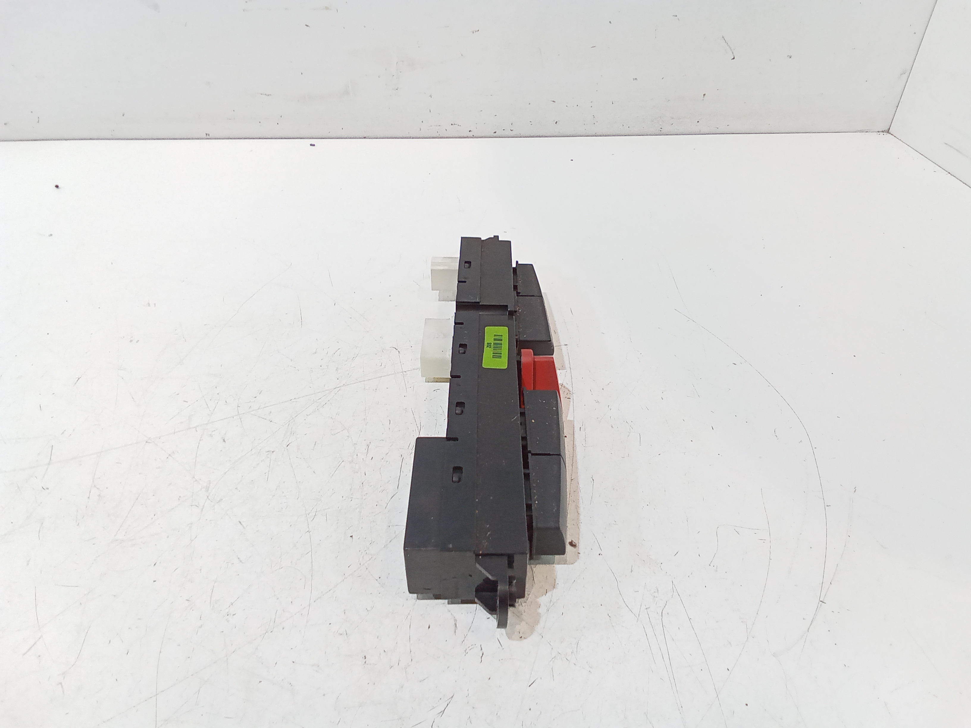 Pulsante luci di emergenza per Kia Cee d 1 Serie (2006 - 2012)