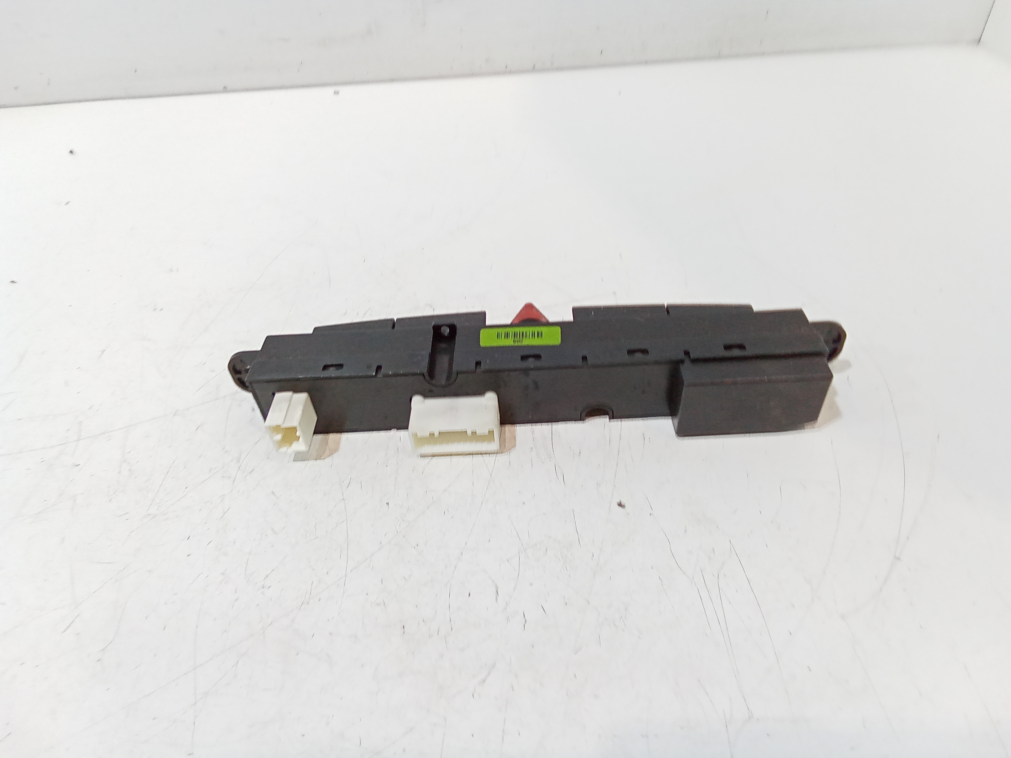 Pulsante luci di emergenza per Kia Cee d 1 Serie (2006 - 2012)