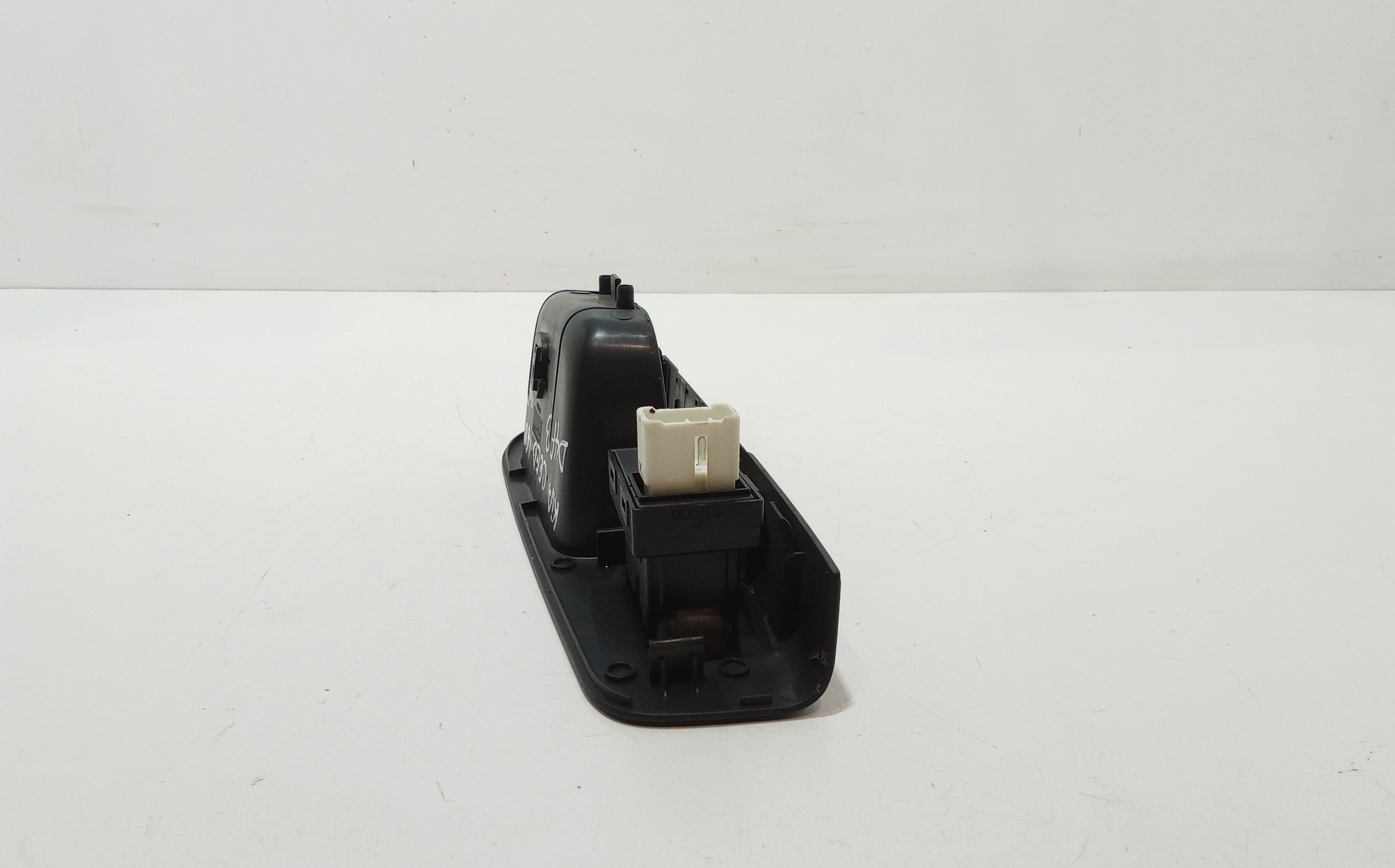 Pulsantiera Posteriore Sinistra per Kia Cee d 1 Serie (2006 - 2012)