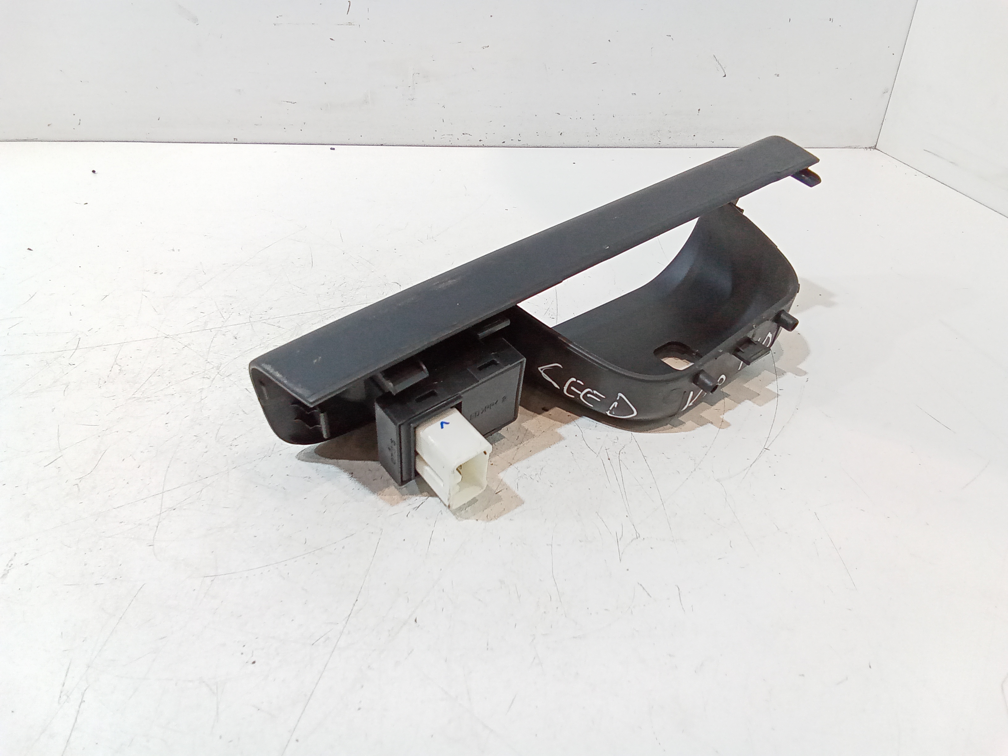 Pulsantiera Posteriore Destra per Kia Cee d 1 Serie (2006 - 2012)