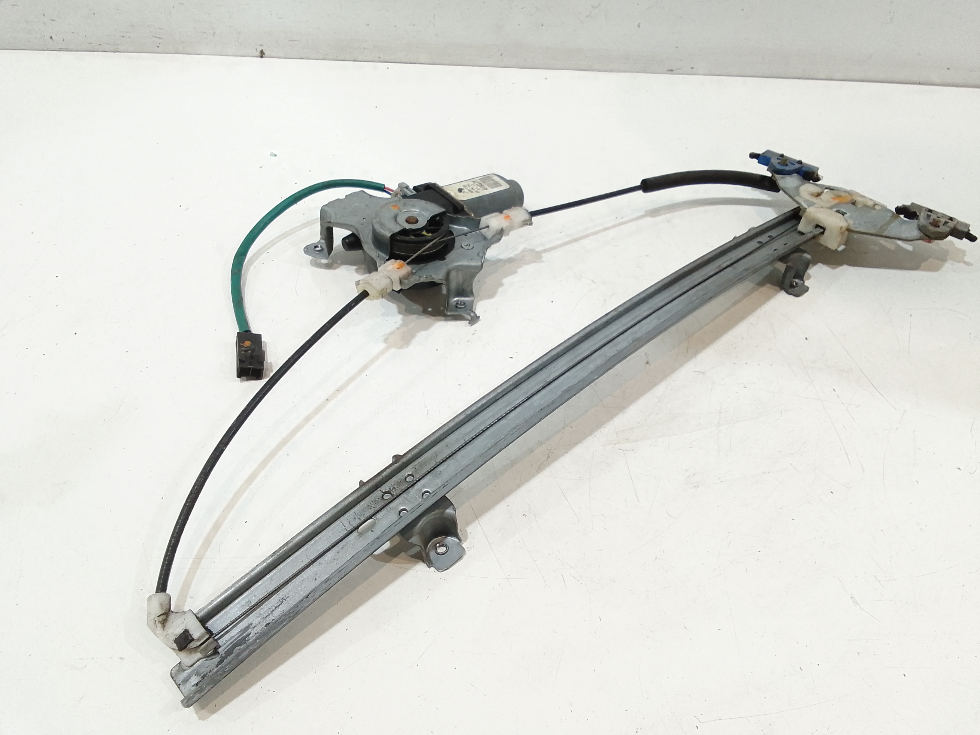 Cremagliera anteriore sinistra Guida per Nissan Almera 2 Serie (2000 - 2003)