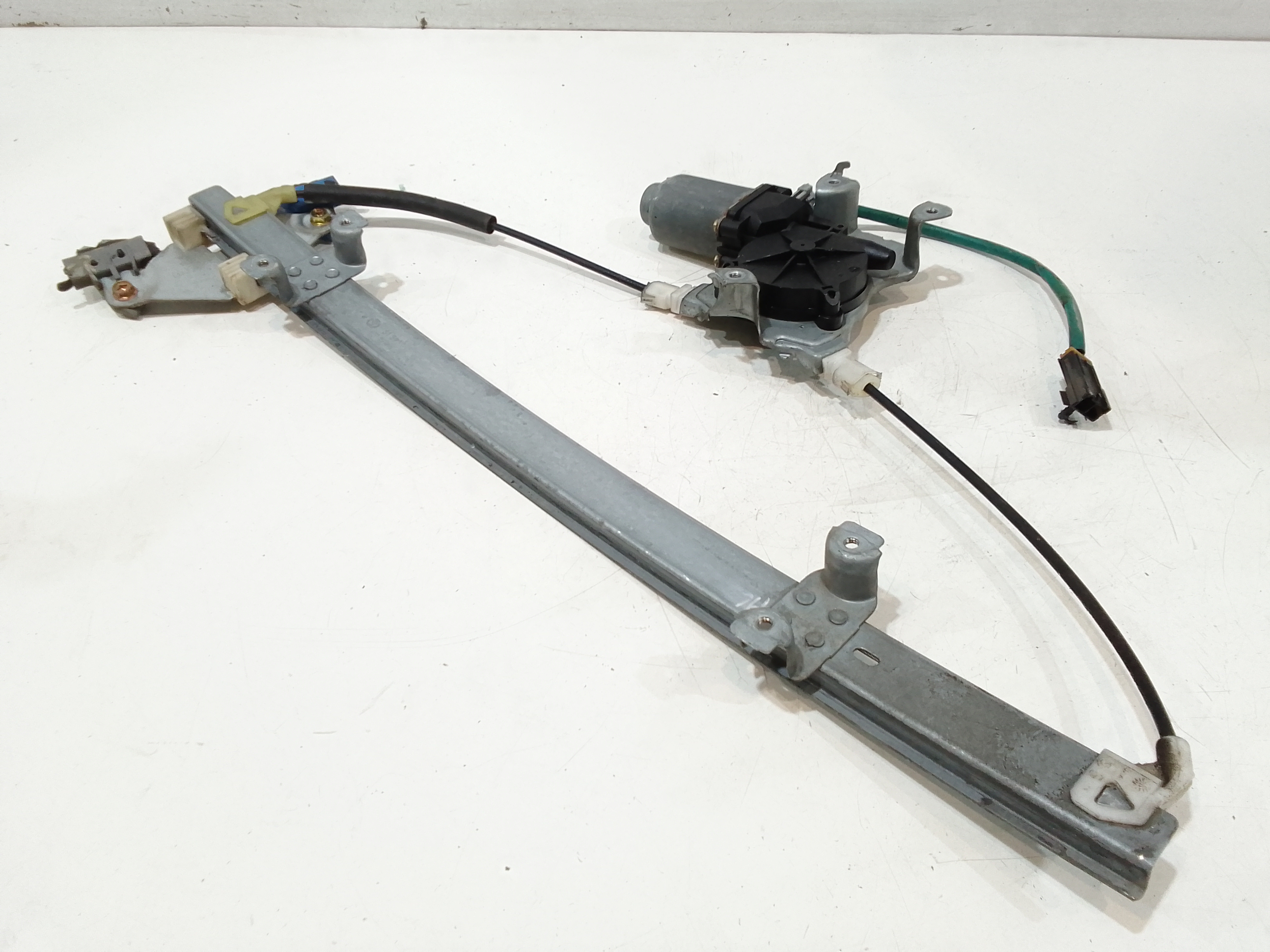 Cremagliera anteriore sinistra Guida per Nissan Almera 2 Serie (2000 - 2003)