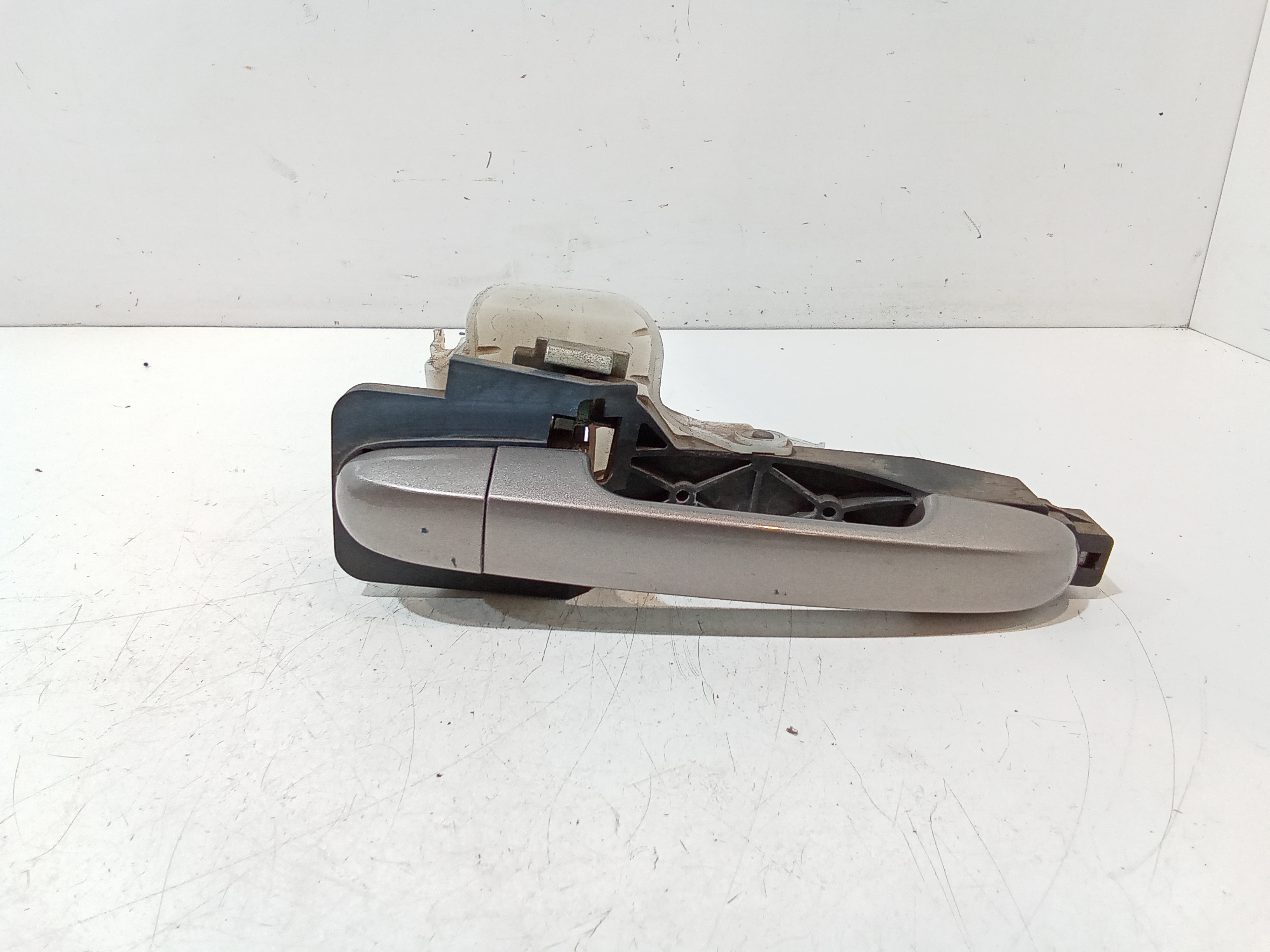 Maniglia esterna Anteriore Destra per Kia Cee d 1 Serie (2006 - 2012)