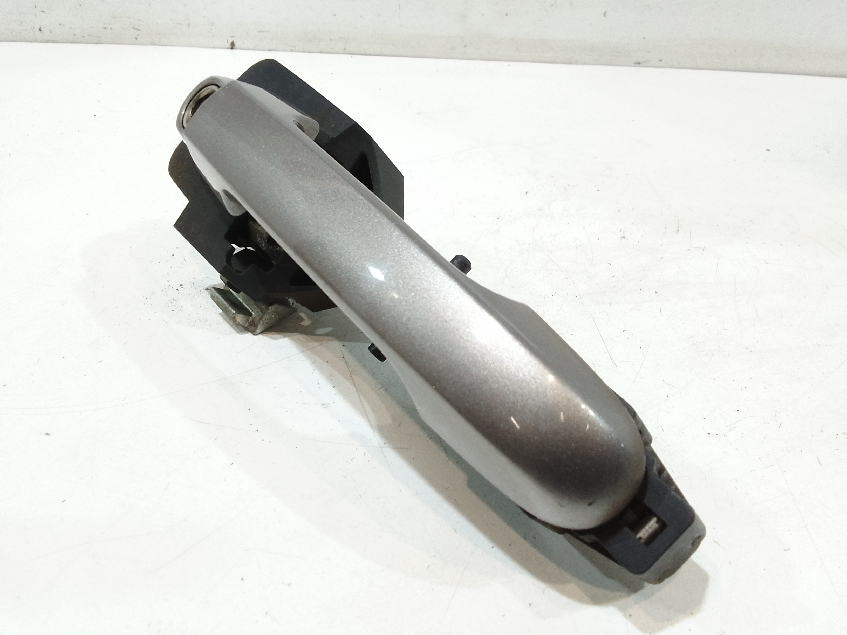 Maniglia esterna Anteriore Sinistra per Kia Cee d 1 Serie (2006 - 2012)